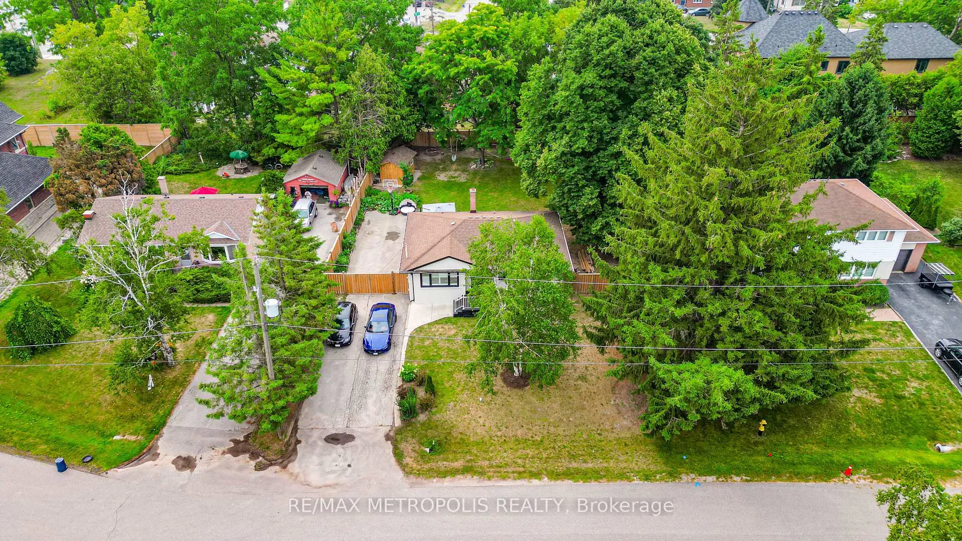 Photo 5 of 23 Hawman Avenue, King, Nobleton — HOMEH