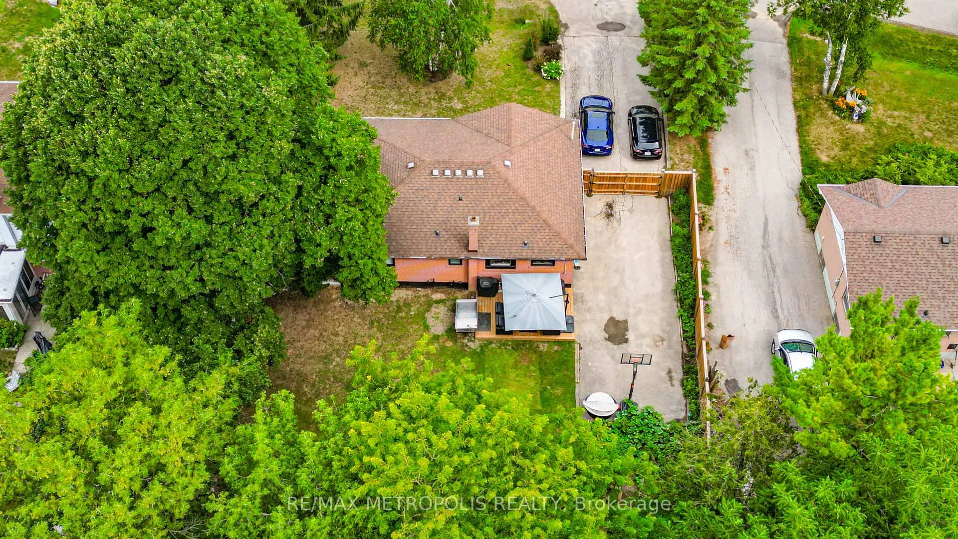 Photo 8 of 23 Hawman Avenue, King, Nobleton — HOMEH