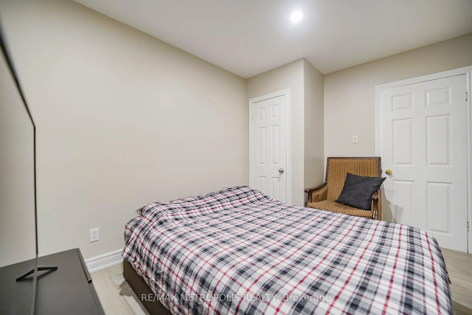 Photo 35 of 23 Hawman Avenue, King, Nobleton — HOMEH