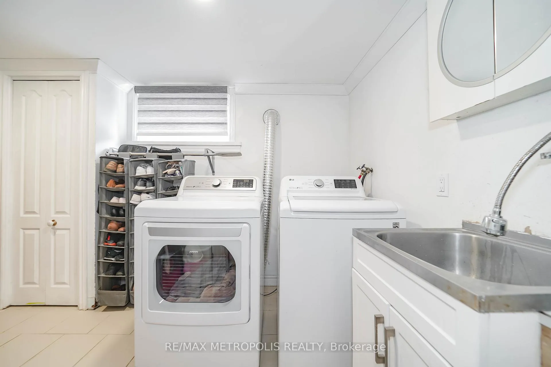 Photo 38 of 23 Hawman Avenue, King, Nobleton — HOMEH