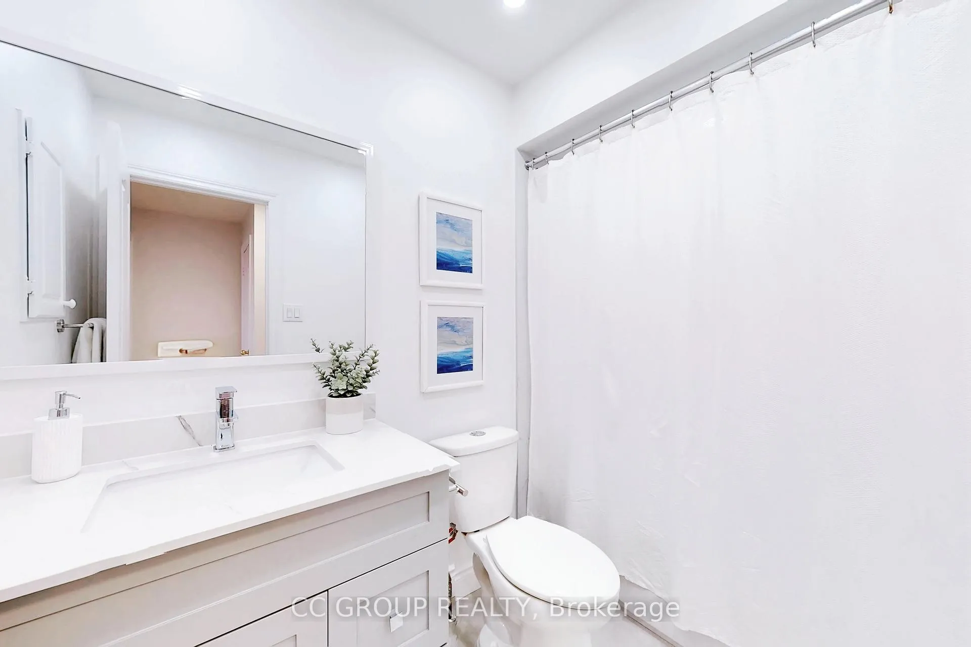 Photo 26 of 17 Lander Crescent, Vaughan, Patterson — HOMEH