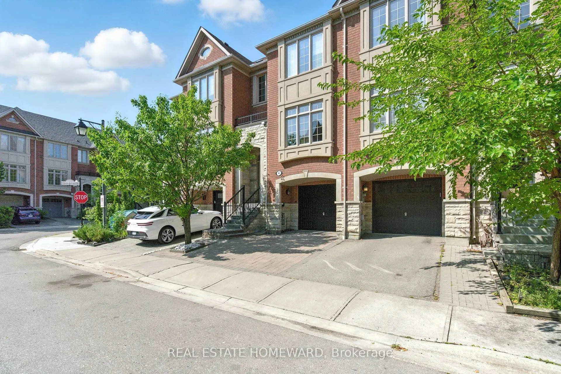 Photo 2 of 4 Isaac Devins Avenue, Vaughan, East Woodbridge — HOMEH