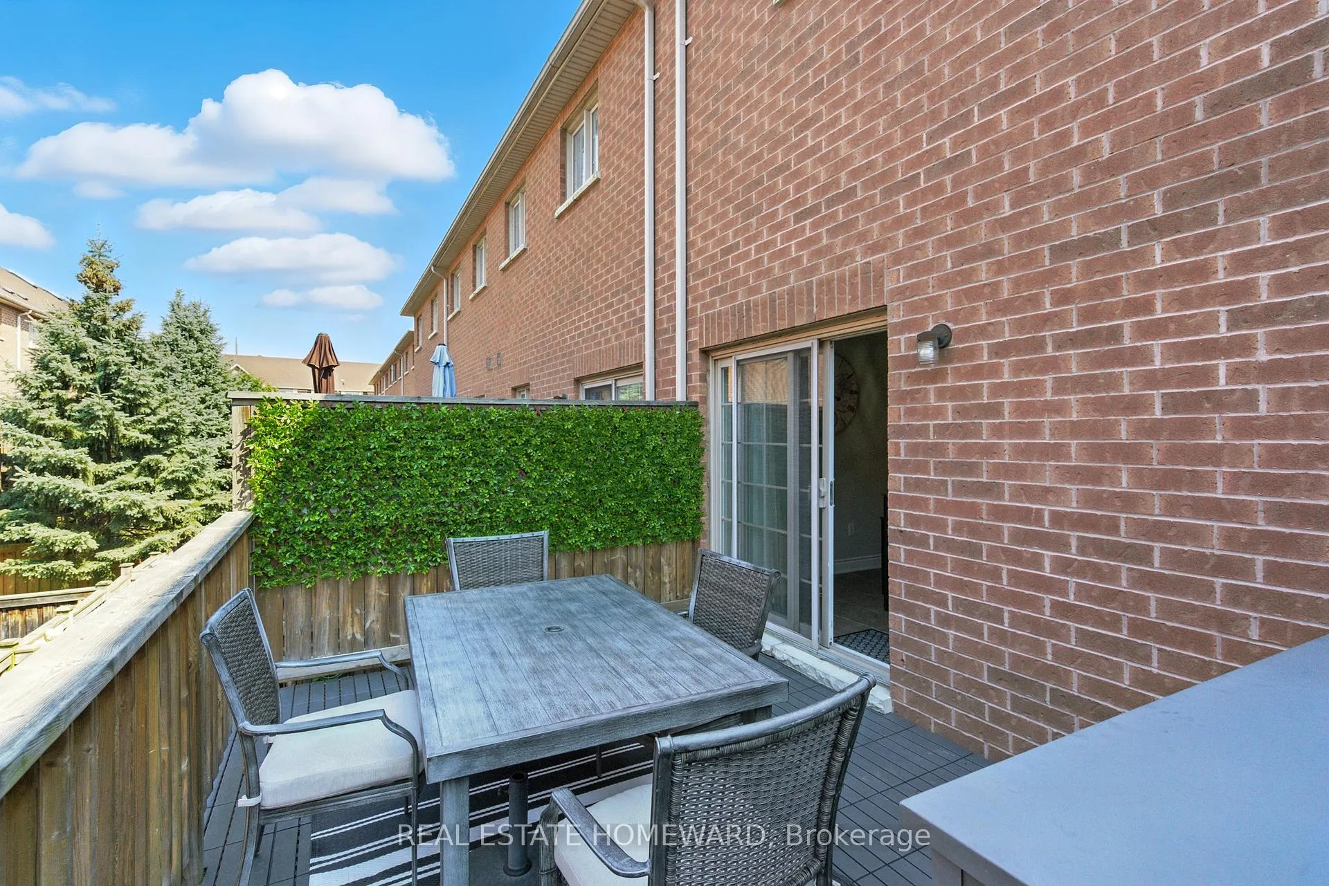 Photo 14 of 4 Isaac Devins Avenue, Vaughan, East Woodbridge — HOMEH