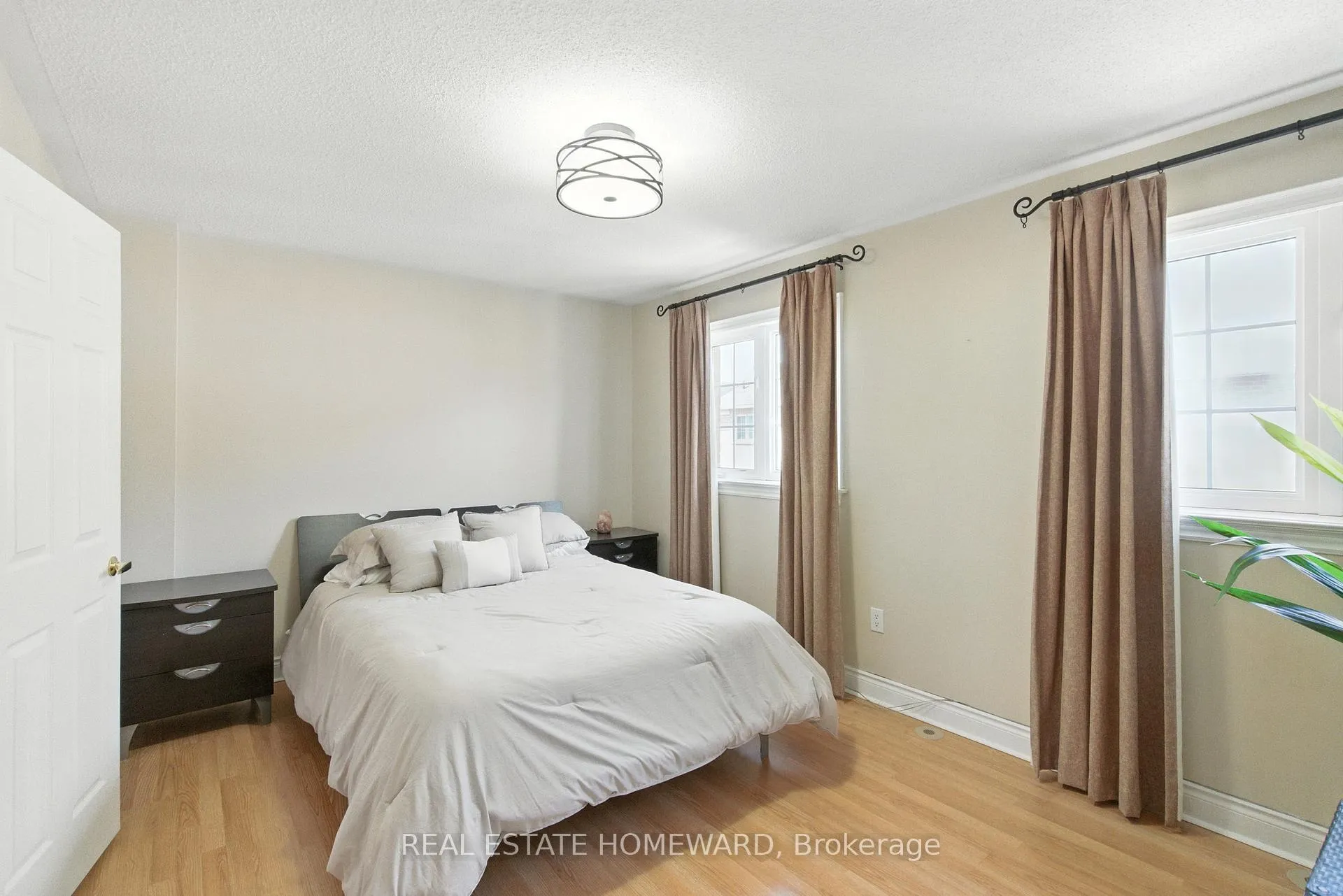 Photo 15 of 4 Isaac Devins Avenue, Vaughan, East Woodbridge — HOMEH