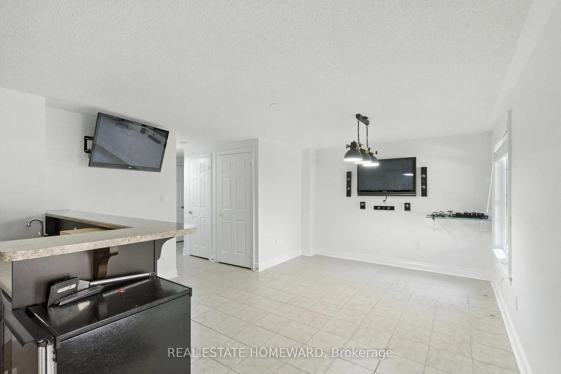 Photo 24 of 4 Isaac Devins Avenue, Vaughan, East Woodbridge — HOMEH