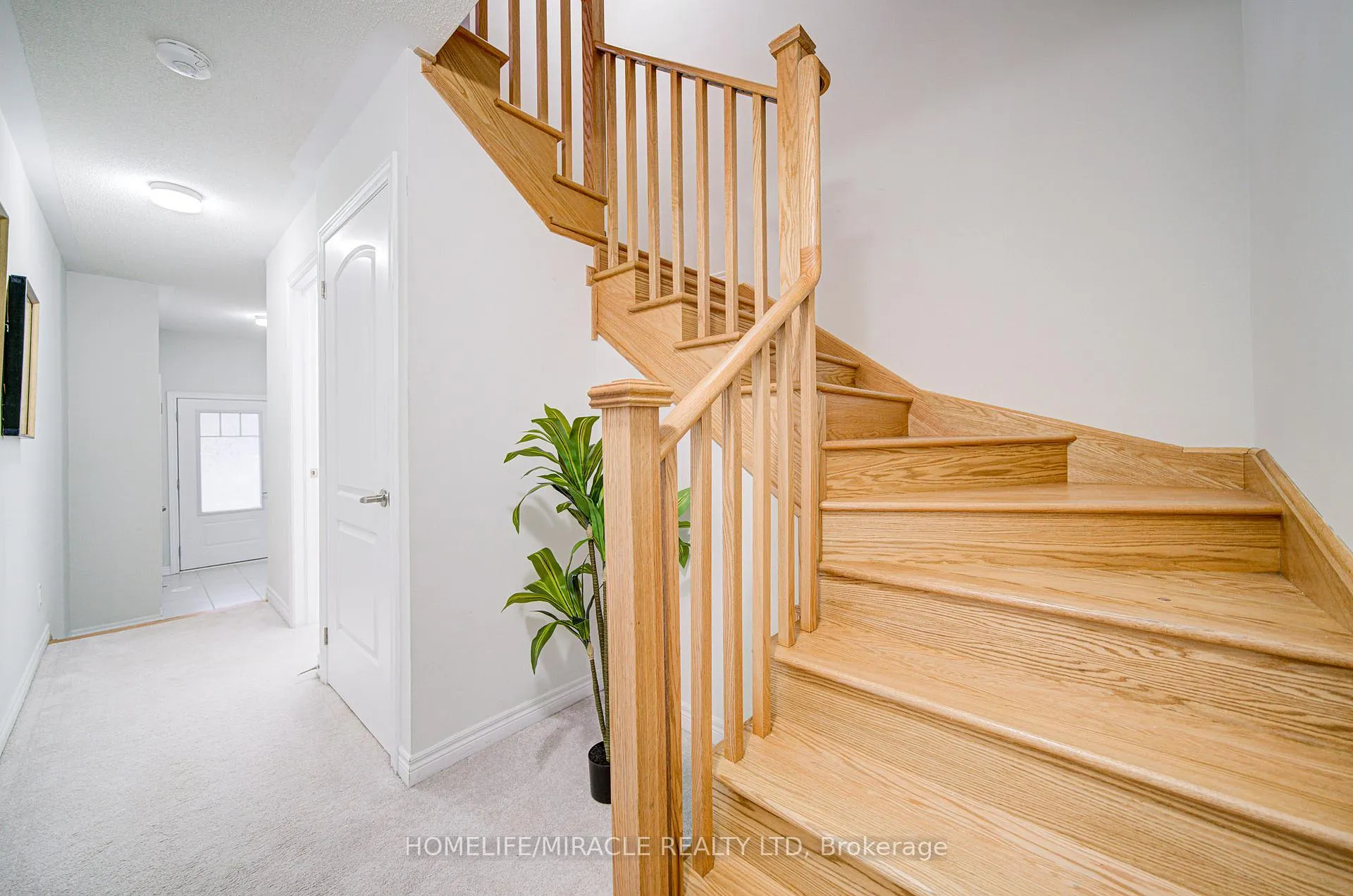 Photo 10 of 1101 Lockie Drive, Oshawa, Kedron — HOMEH