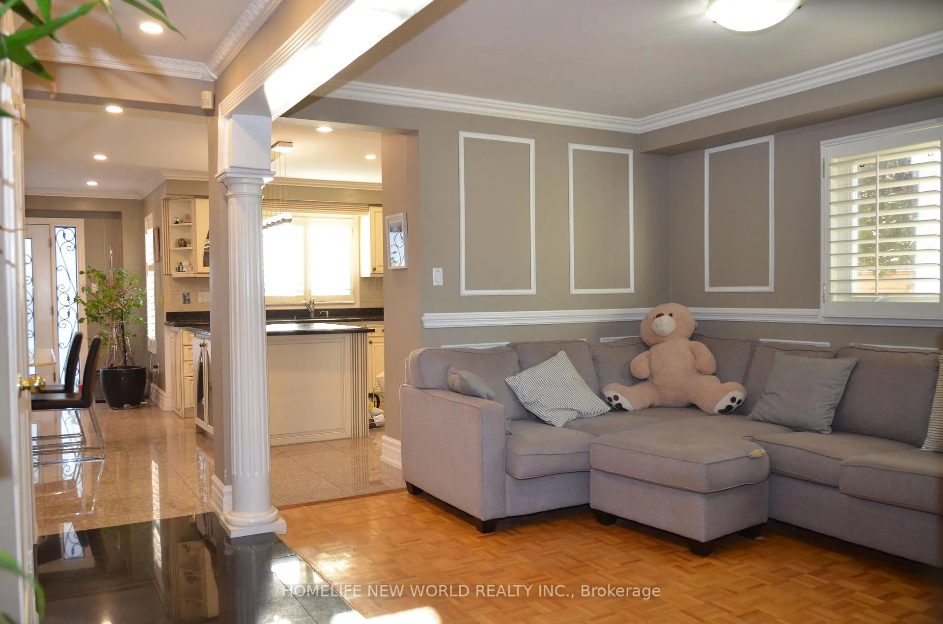 Photo 7 of 77 Nadia Avenue, Vaughan, Vaughan Grove — HOMEH
