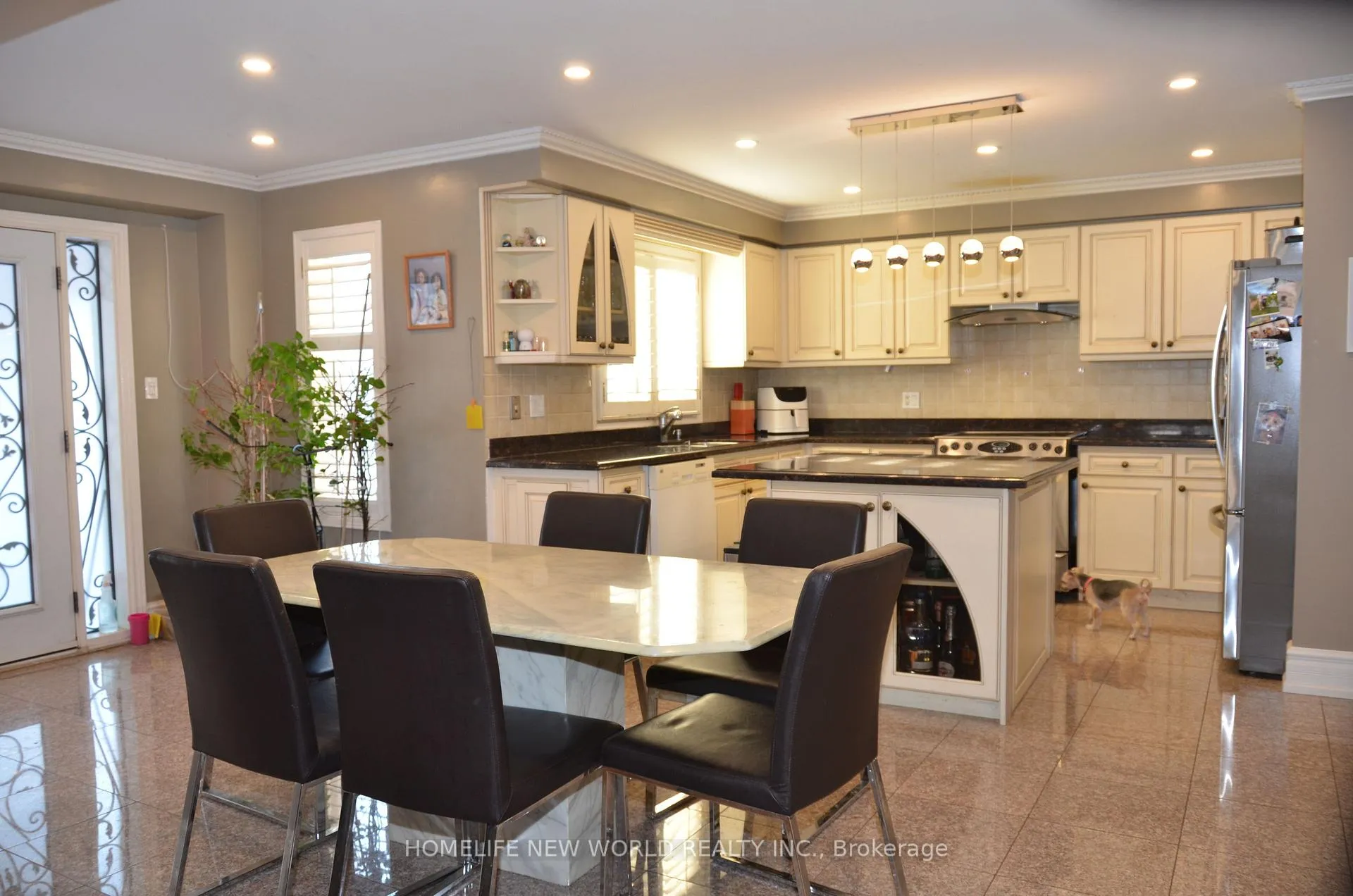 Photo 11 of 77 Nadia Avenue, Vaughan, Vaughan Grove — HOMEH