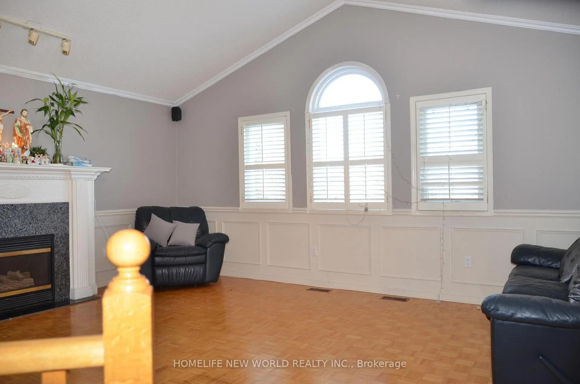 Photo 16 of 77 Nadia Avenue, Vaughan, Vaughan Grove — HOMEH