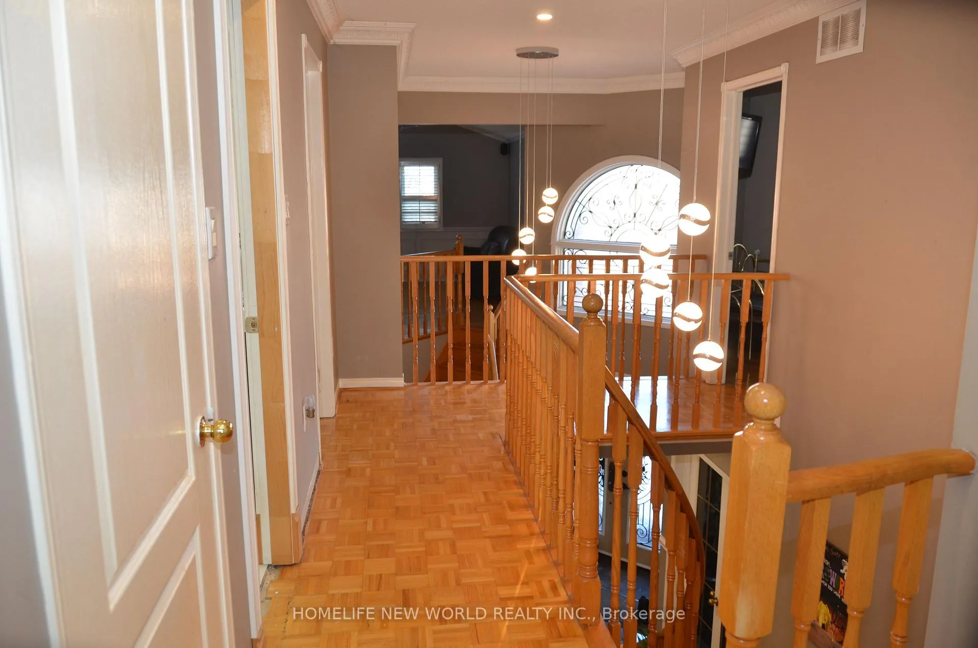 Photo 17 of 77 Nadia Avenue, Vaughan, Vaughan Grove — HOMEH