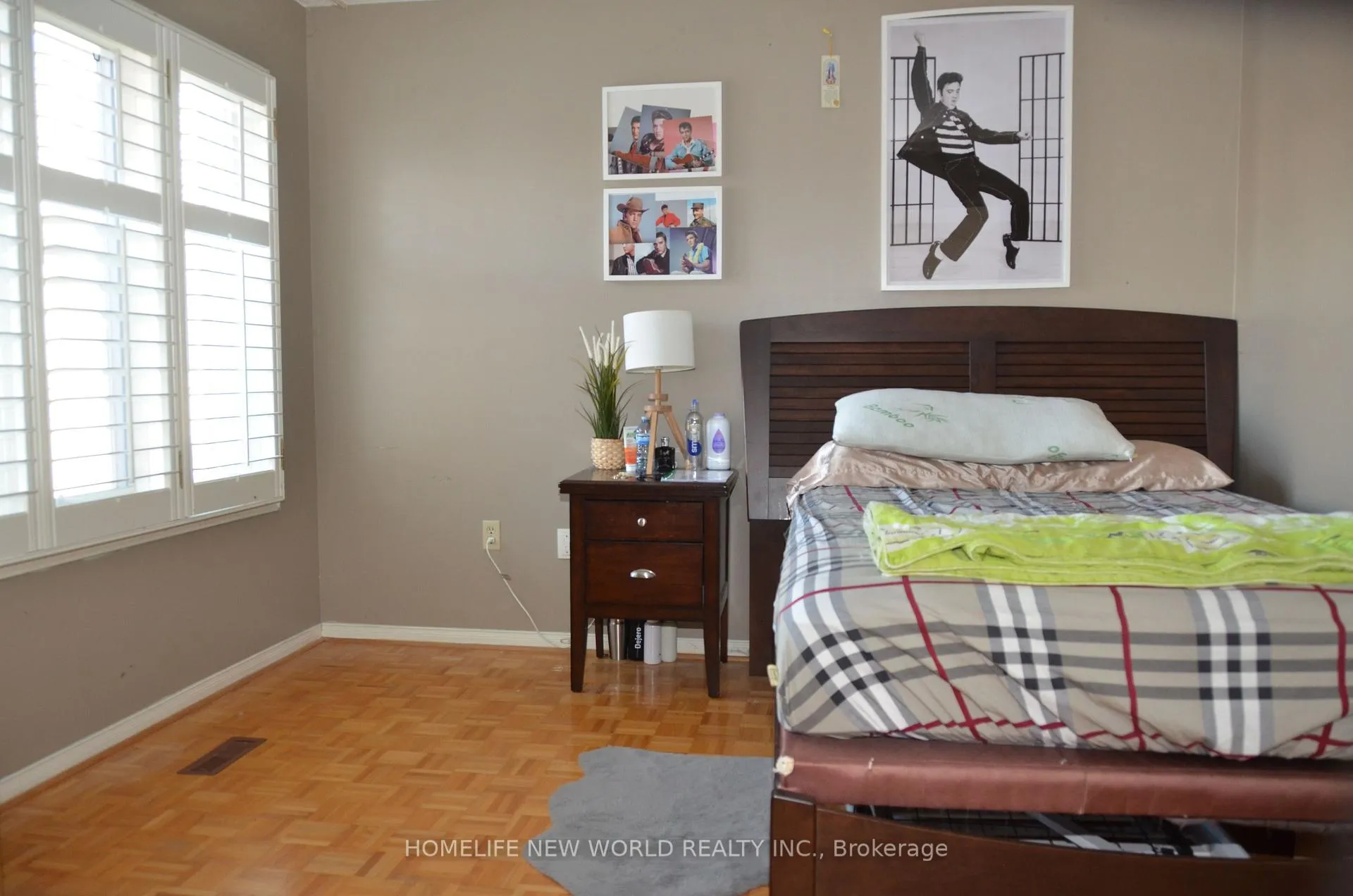 Photo 18 of 77 Nadia Avenue, Vaughan, Vaughan Grove — HOMEH