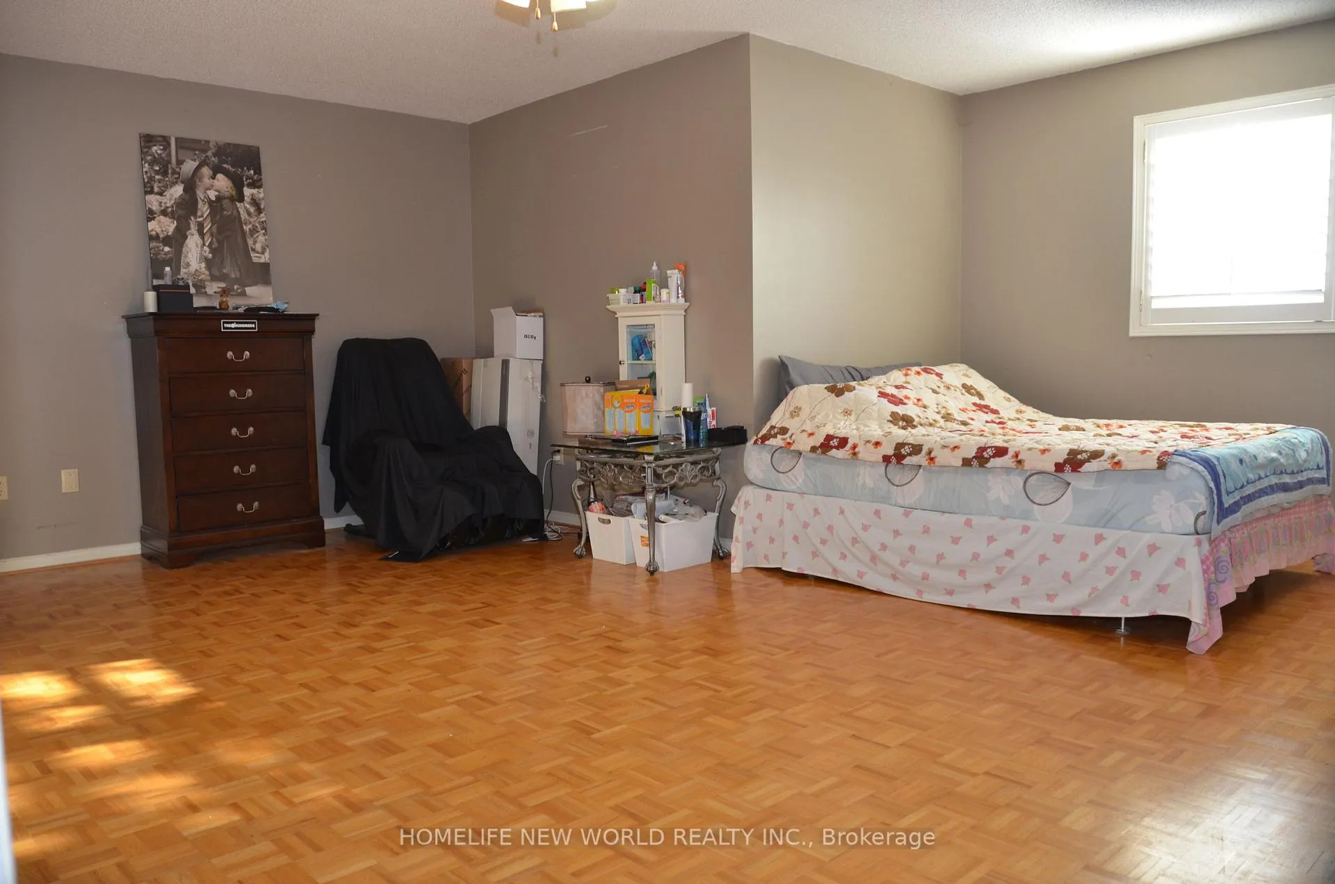 Photo 23 of 77 Nadia Avenue, Vaughan, Vaughan Grove — HOMEH