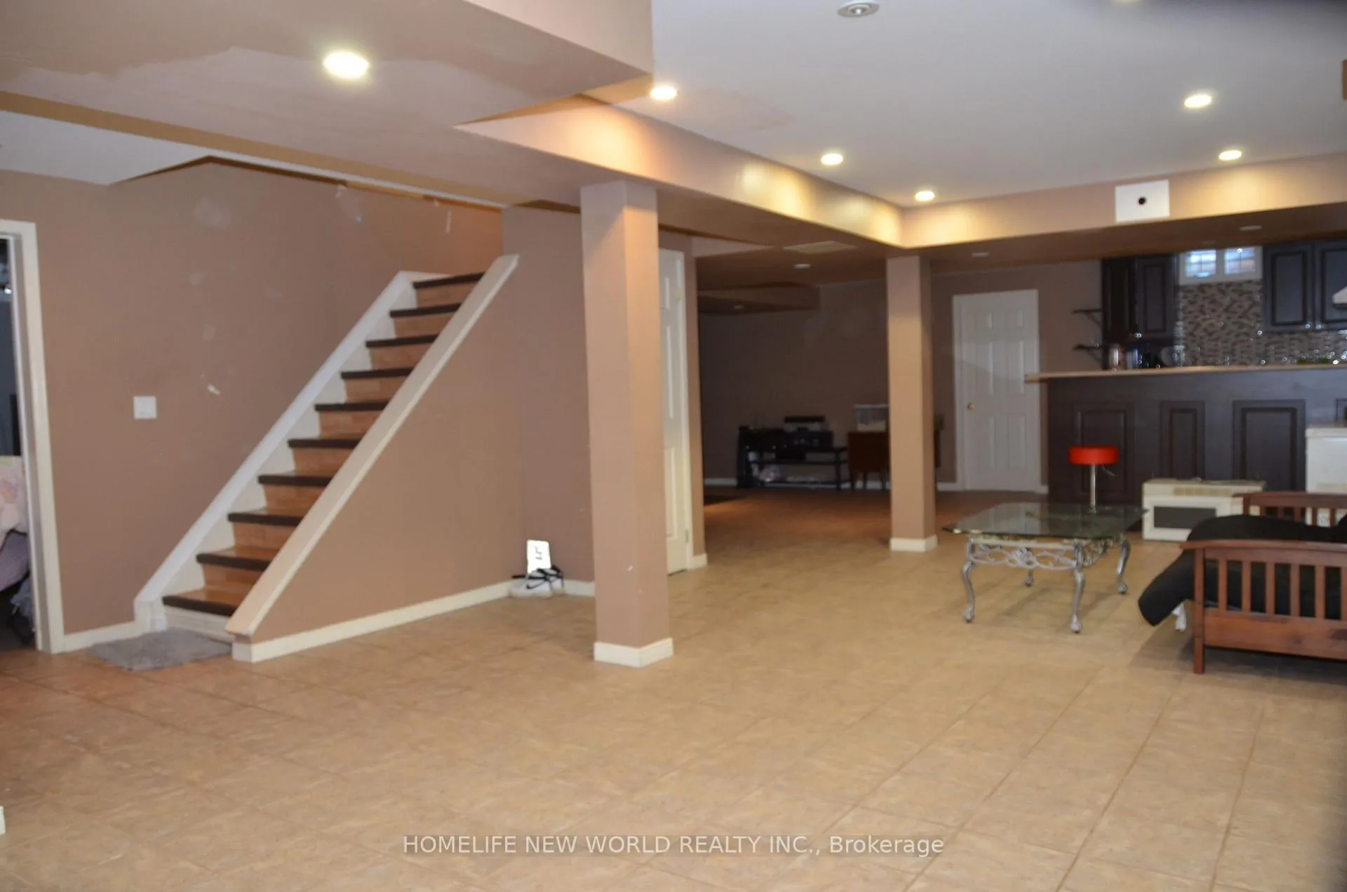 Photo 25 of 77 Nadia Avenue, Vaughan, Vaughan Grove — HOMEH