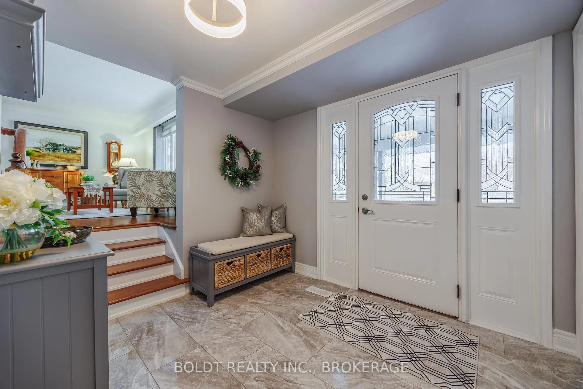 Photo 7 of 5 Upper Canada Drive, St. Catharines, Lakeshore — HOMEH
