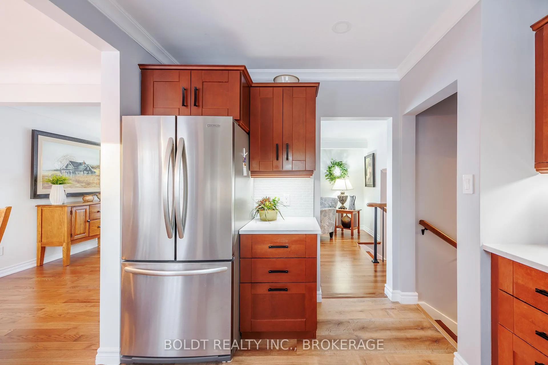 Photo 15 of 5 Upper Canada Drive, St. Catharines, Lakeshore — HOMEH