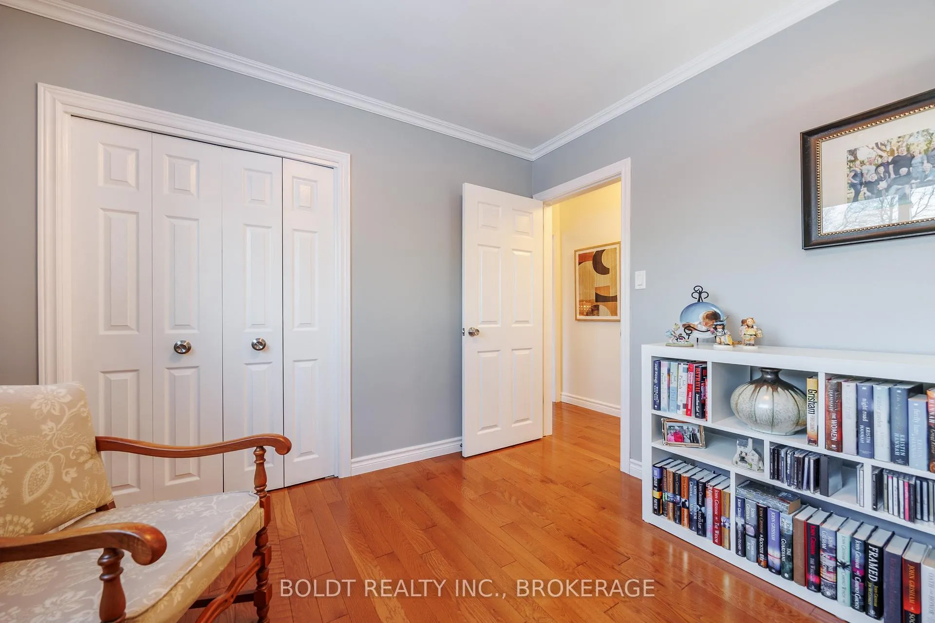 Photo 24 of 5 Upper Canada Drive, St. Catharines, Lakeshore — HOMEH