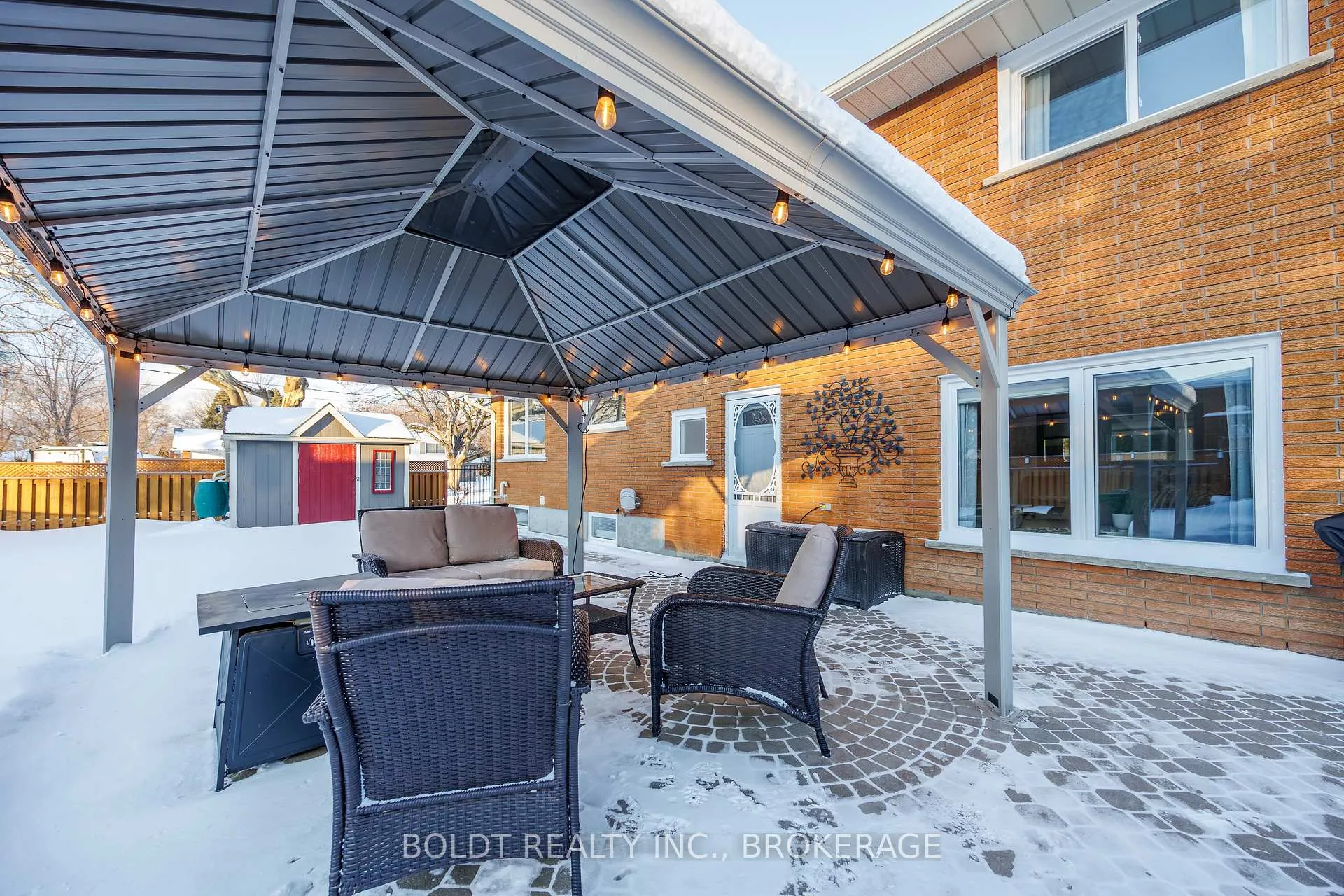 Photo 33 of 5 Upper Canada Drive, St. Catharines, Lakeshore — HOMEH