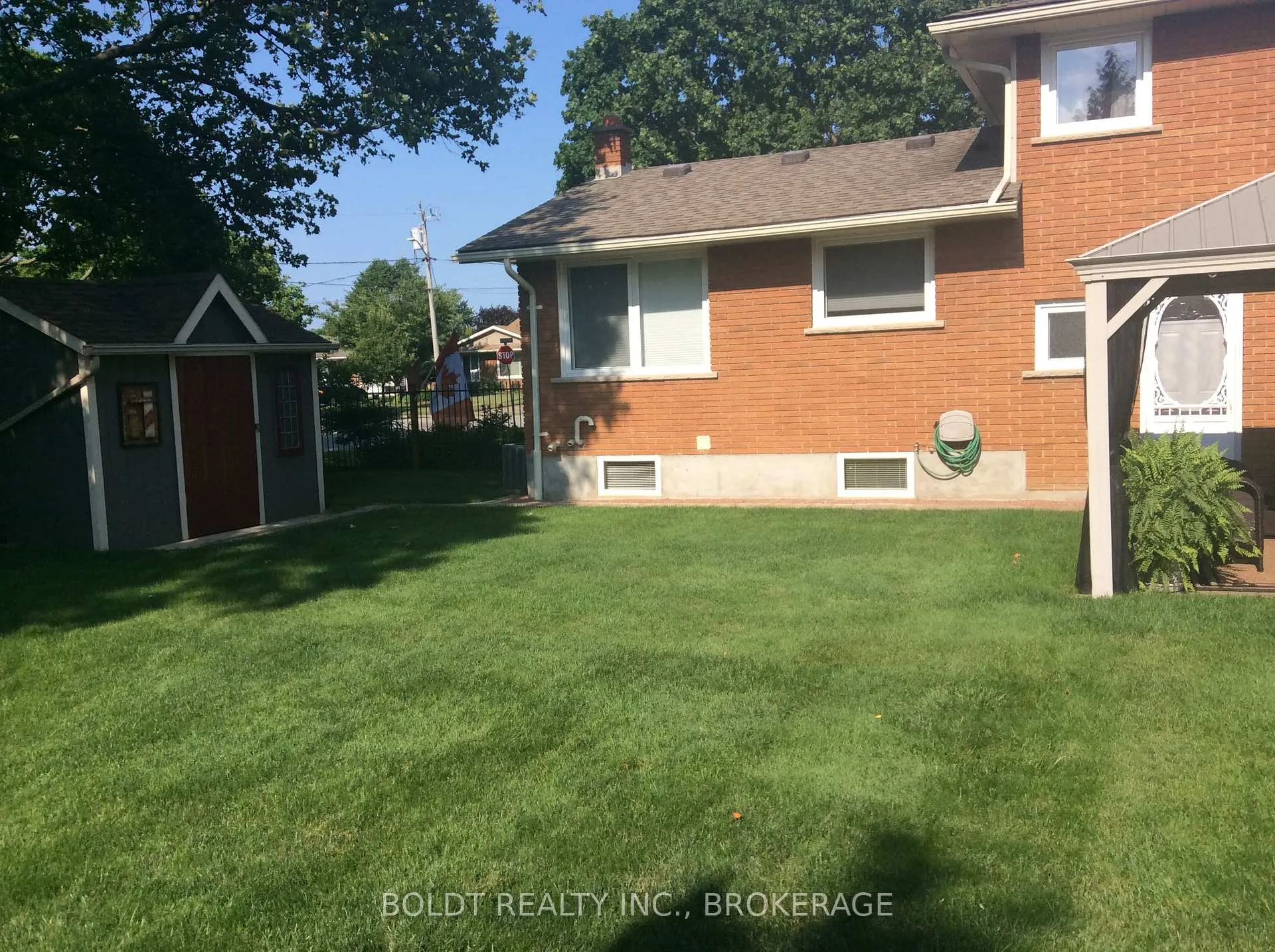 Photo 40 of 5 Upper Canada Drive, St. Catharines, Lakeshore — HOMEH