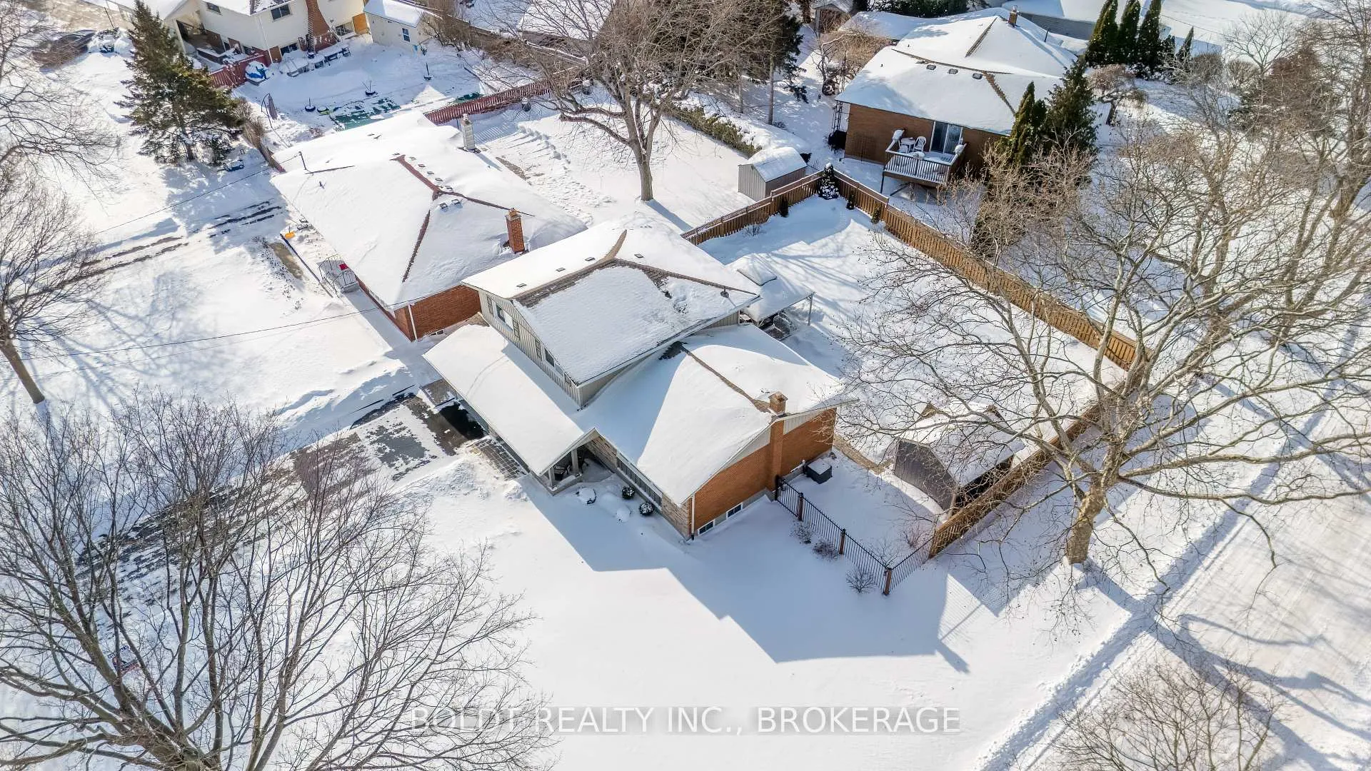 Photo 43 of 5 Upper Canada Drive, St. Catharines, Lakeshore — HOMEH