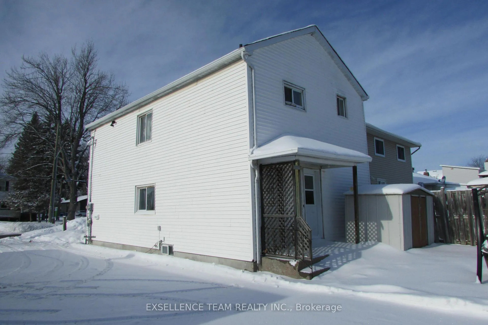 Photo 2 of 1117 Cumberland Street, Cornwall — HOMEH