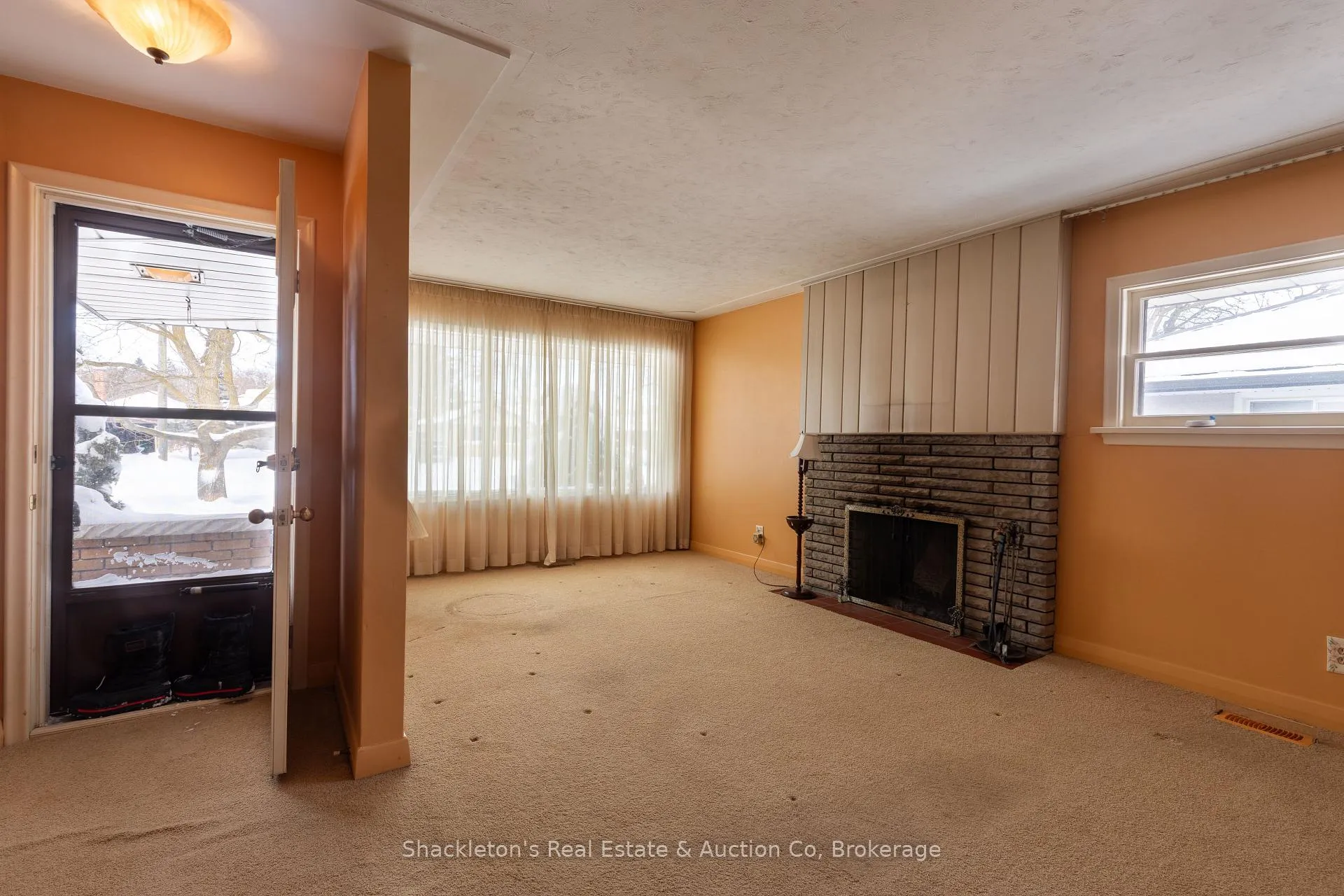 Photo 4 of 53 Sandra Avenue, Kitchener — HOMEH