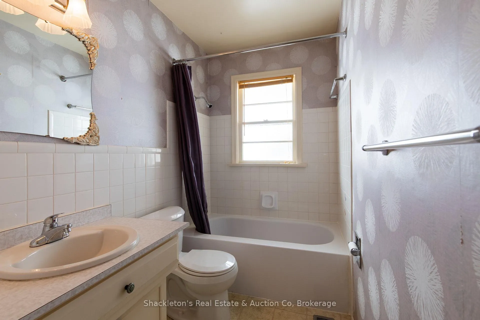 Photo 17 of 53 Sandra Avenue, Kitchener — HOMEH