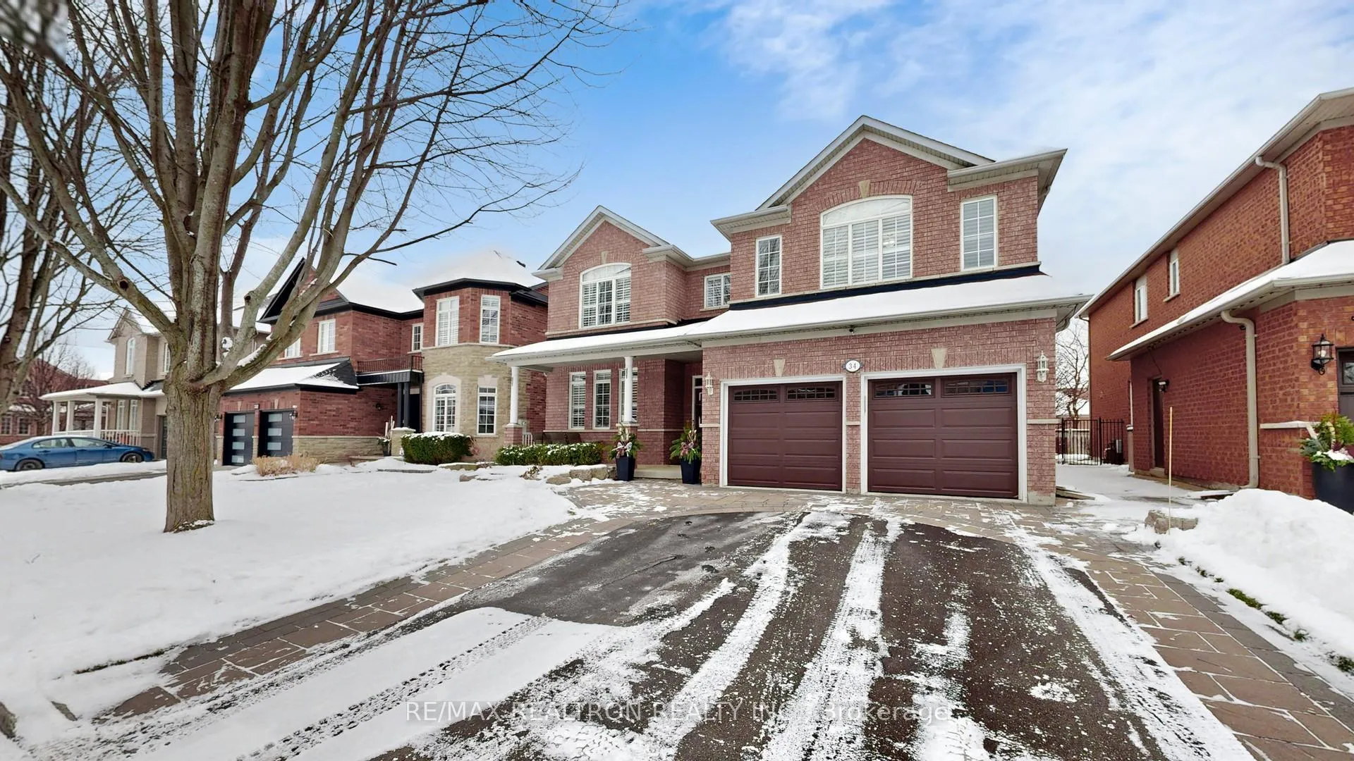 Photo 2 of 34 Houser Street, Markham, Wismer — HOMEH