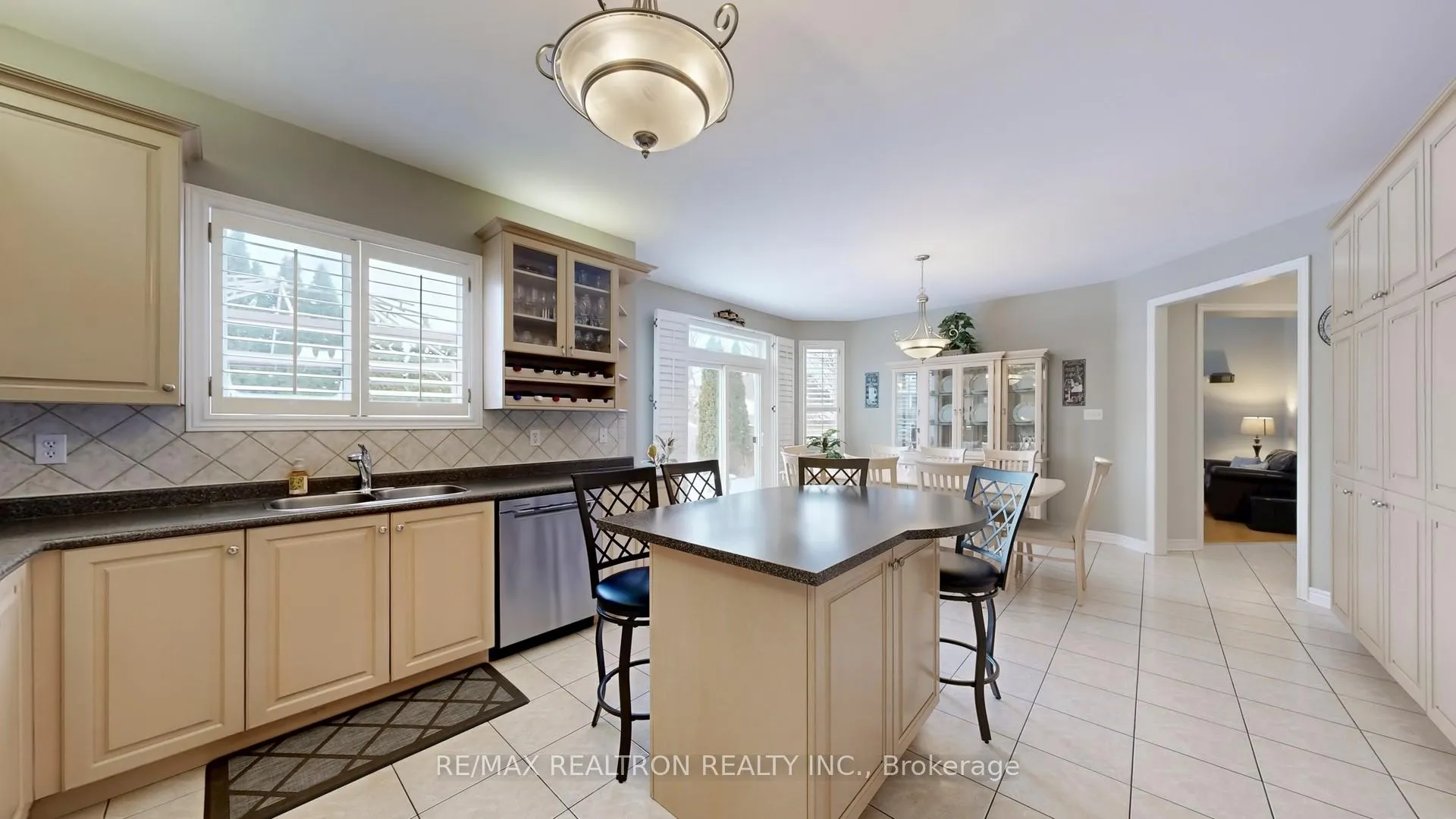 Photo 10 of 34 Houser Street, Markham, Wismer — HOMEH