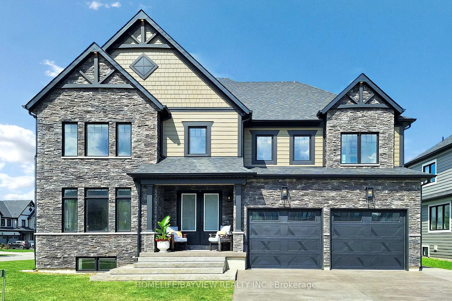 Front of 100 Reed Way