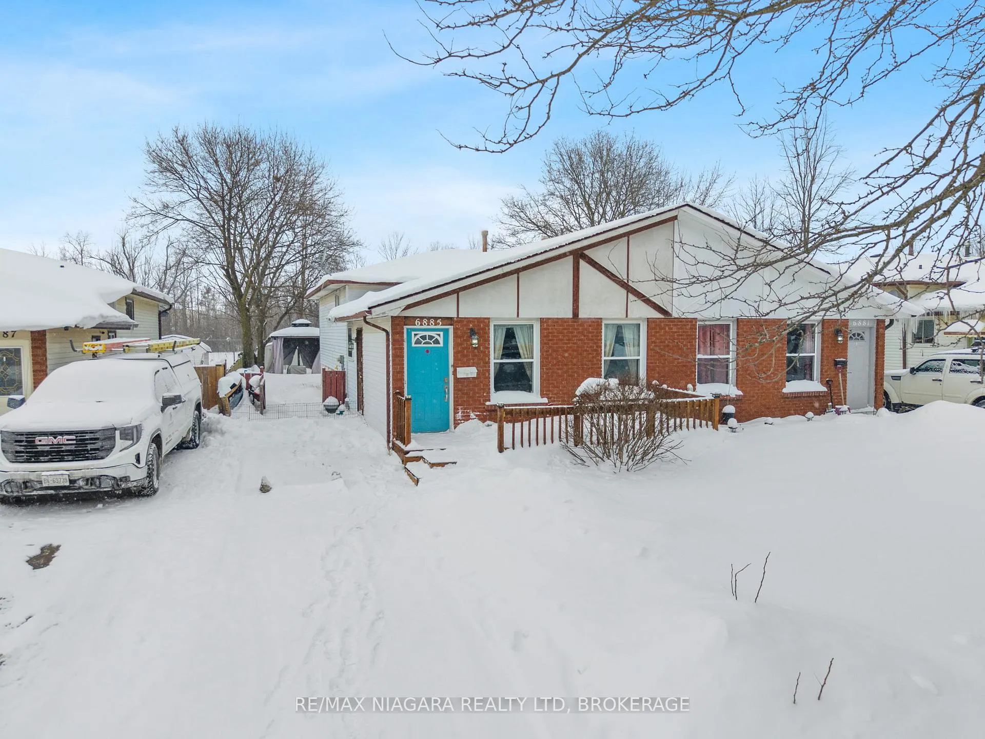 Photo 1 of 6885 Waters Avenue, Niagara Falls, Arad/Fallsview — HOMEH