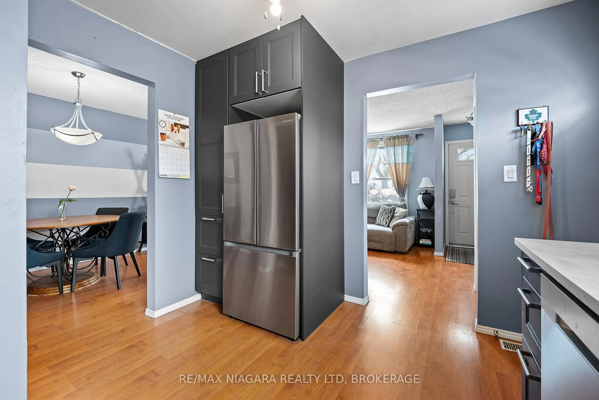 Photo 8 of 6885 Waters Avenue, Niagara Falls, Arad/Fallsview — HOMEH