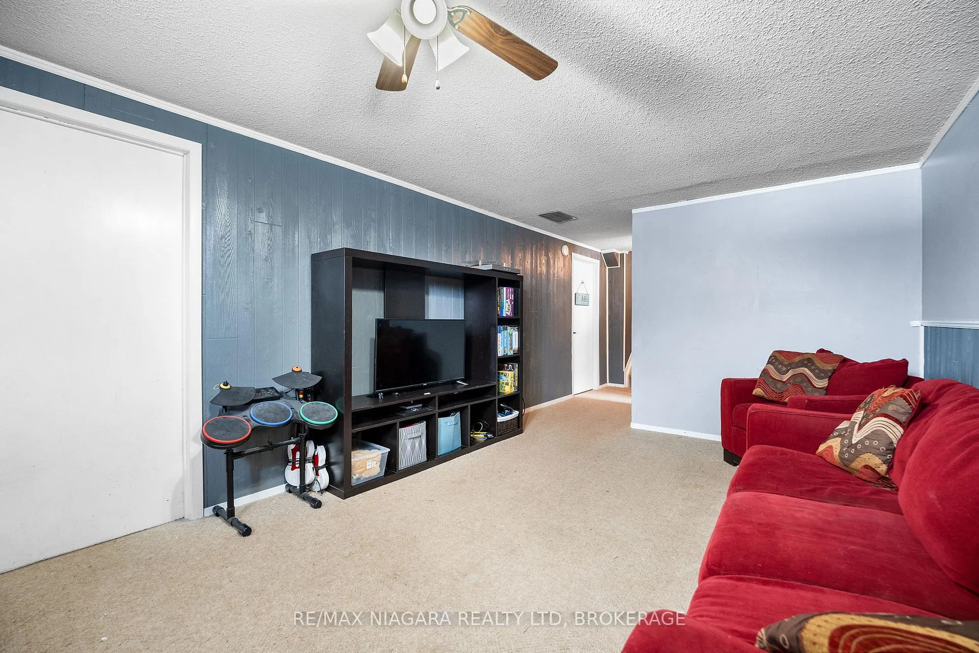 Photo 23 of 6885 Waters Avenue, Niagara Falls, Arad/Fallsview — HOMEH