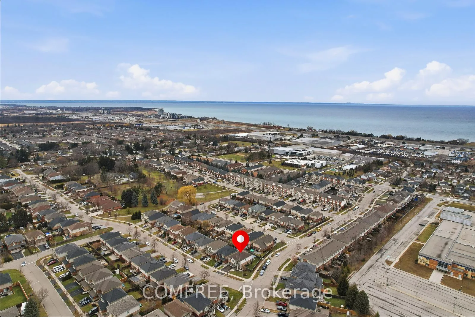 Photo 5 of 61 Evergreens Drive, Grimsby, Grimsby West — HOMEH