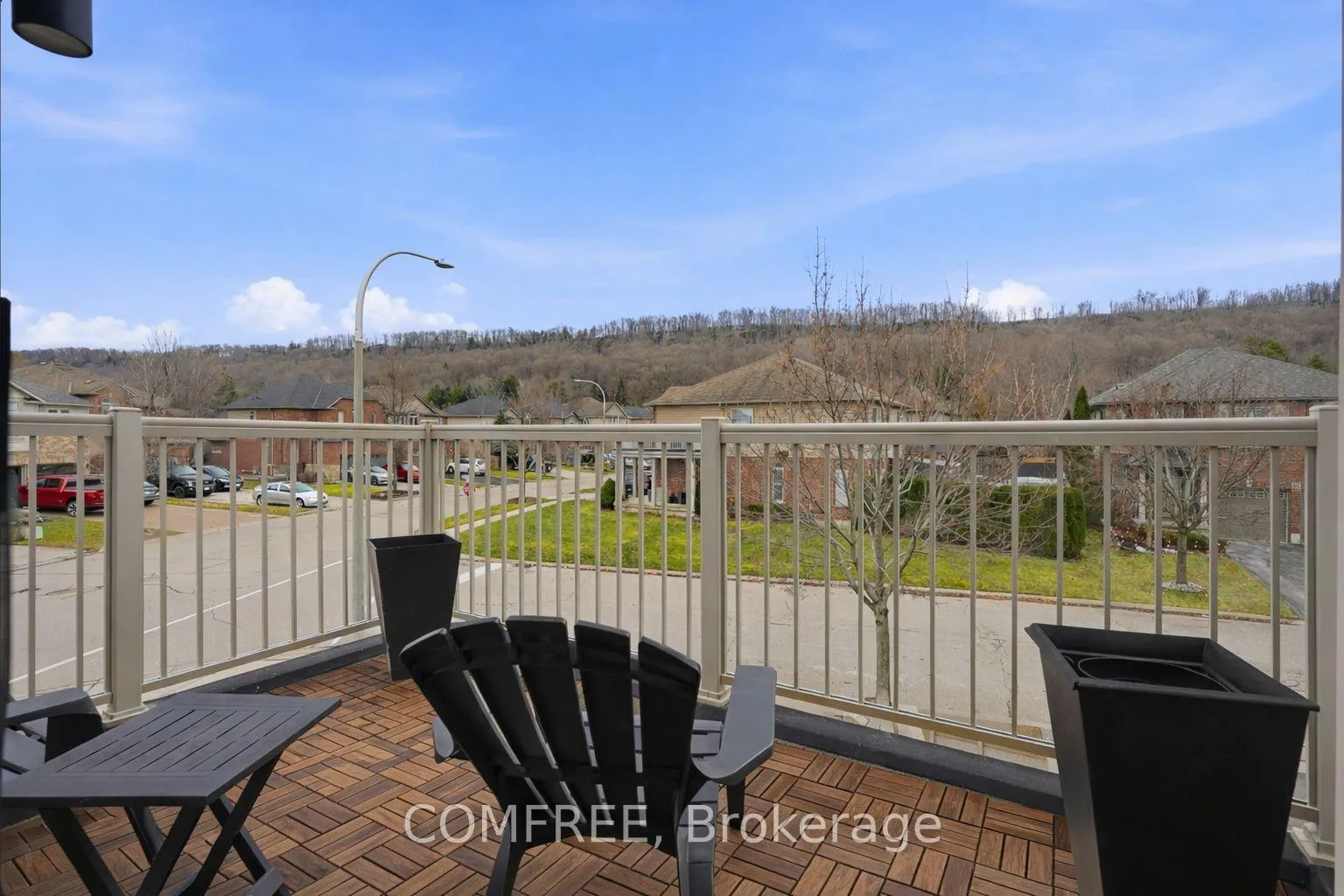 Photo 25 of 61 Evergreens Drive, Grimsby, Grimsby West — HOMEH