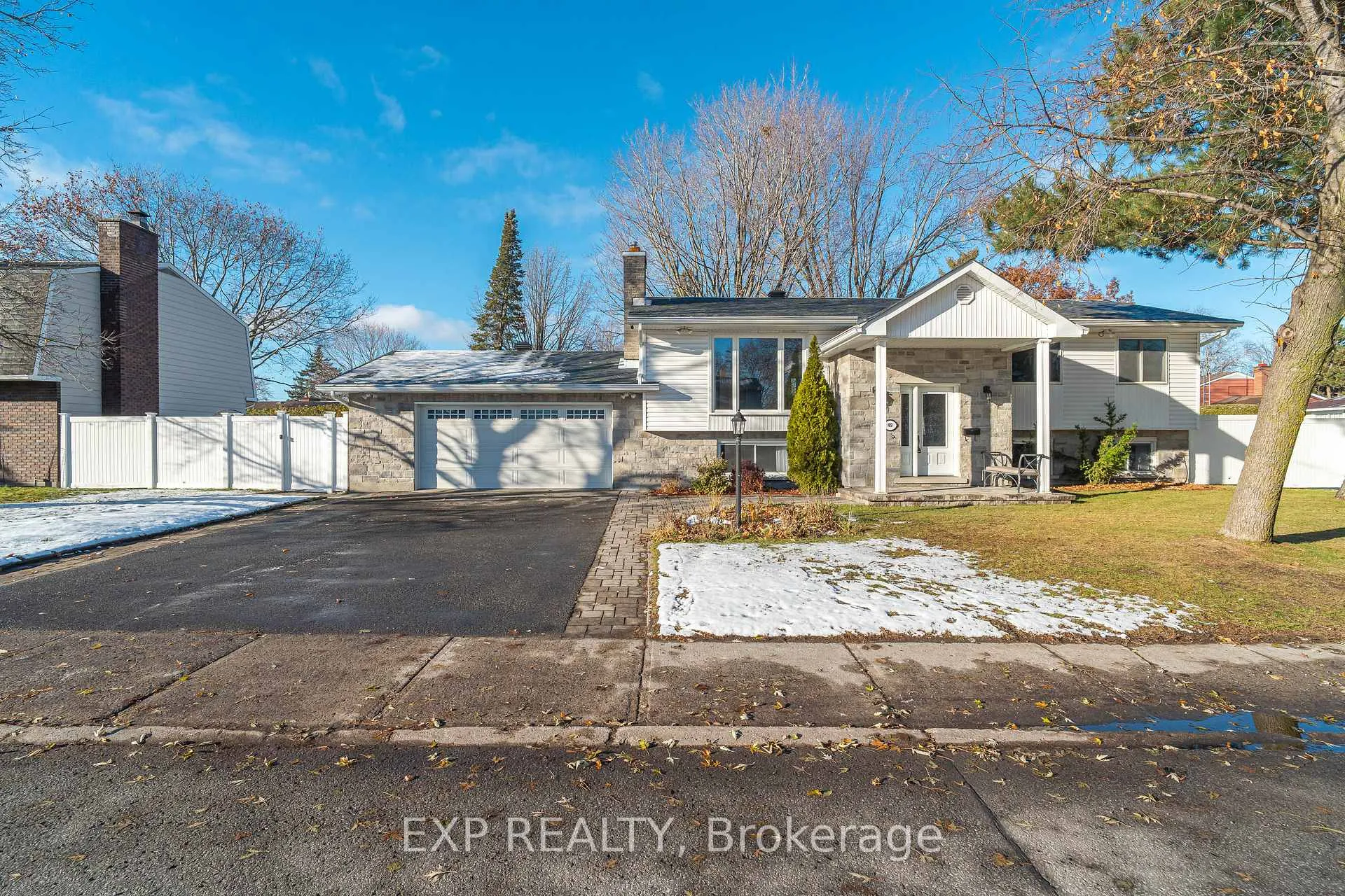 Photo 1 of 49 Larkin Drive, Ottawa, Barrhaven - Pheasant Run — HOMEH