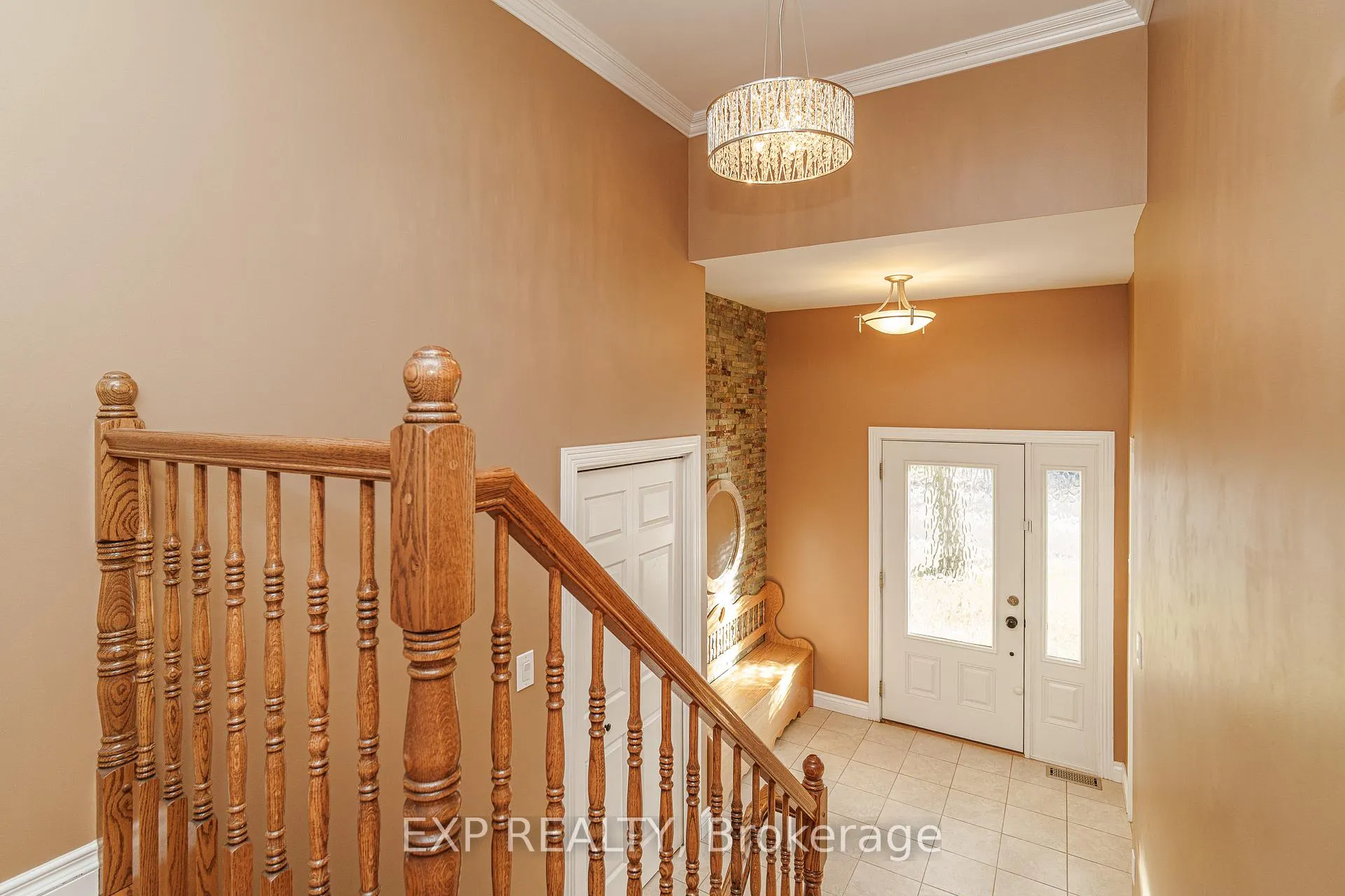 Photo 5 of 49 Larkin Drive, Ottawa, Barrhaven - Pheasant Run — HOMEH