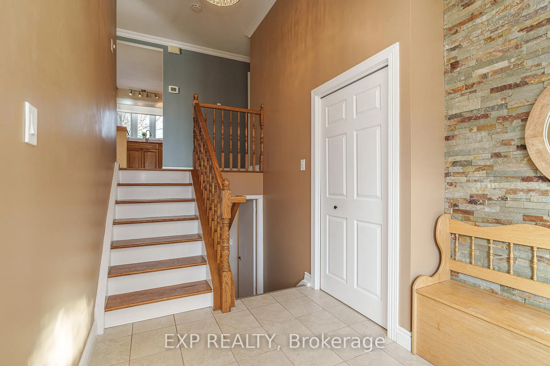 Photo 7 of 49 Larkin Drive, Ottawa, Barrhaven - Pheasant Run — HOMEH