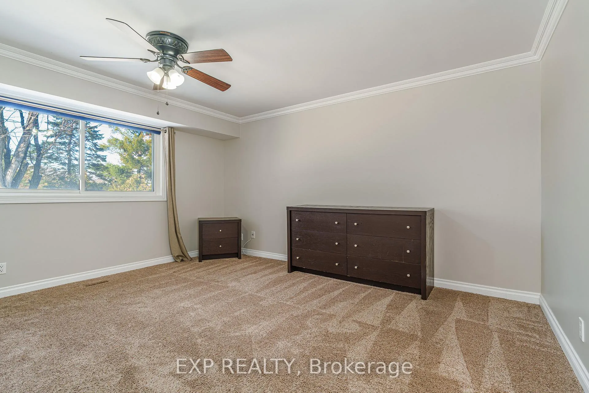 Photo 23 of 49 Larkin Drive, Ottawa, Barrhaven - Pheasant Run — HOMEH