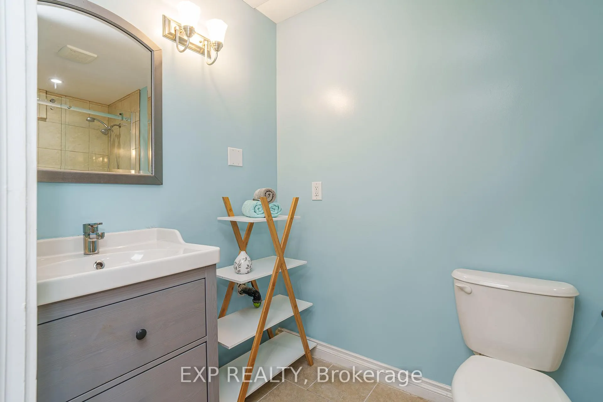 Photo 28 of 49 Larkin Drive, Ottawa, Barrhaven - Pheasant Run — HOMEH