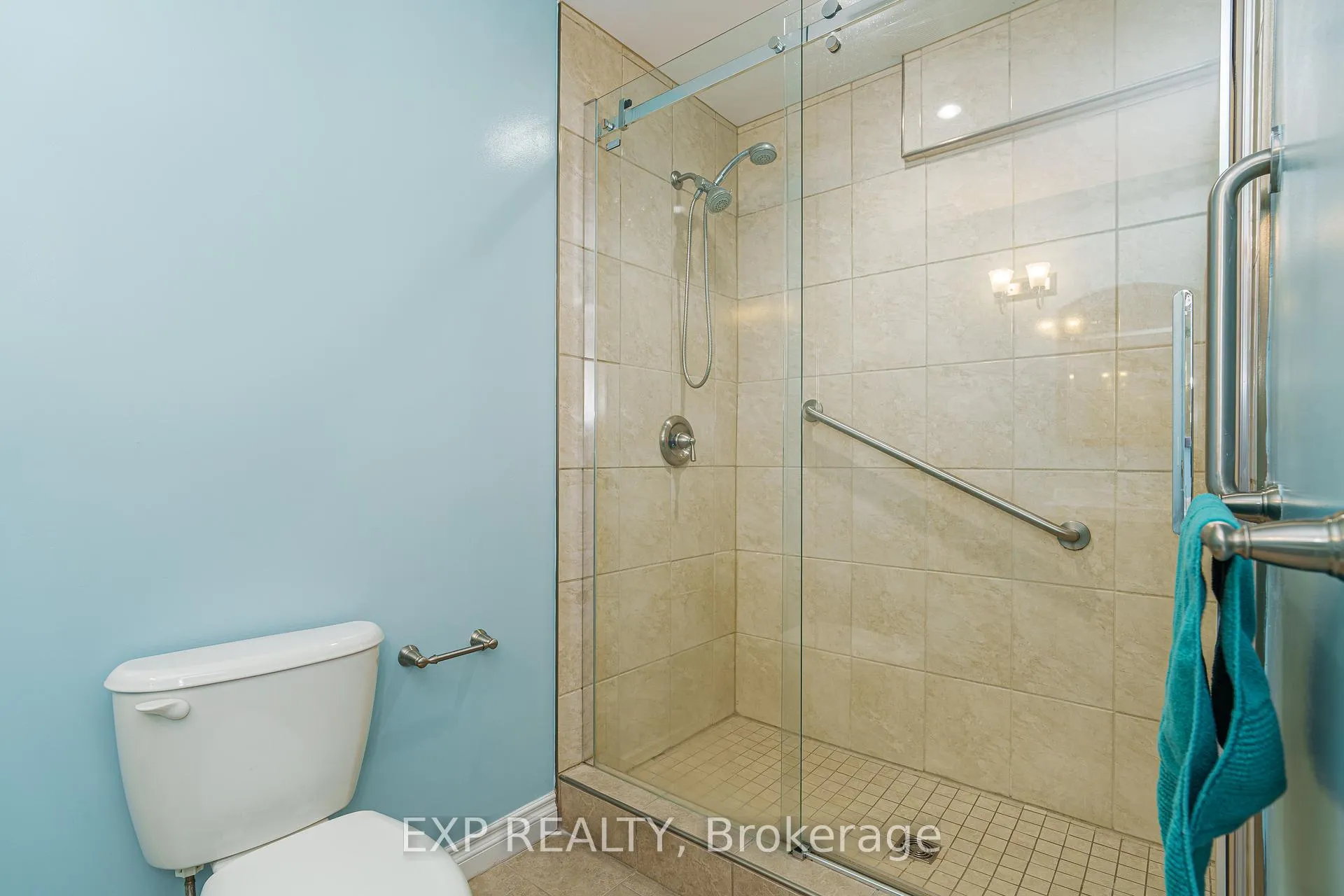 Photo 29 of 49 Larkin Drive, Ottawa, Barrhaven - Pheasant Run — HOMEH