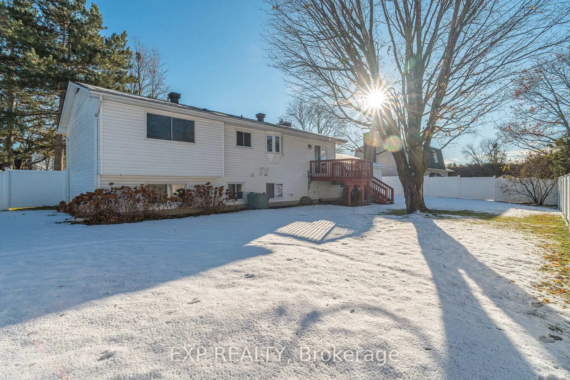 Photo 43 of 49 Larkin Drive, Ottawa, Barrhaven - Pheasant Run — HOMEH