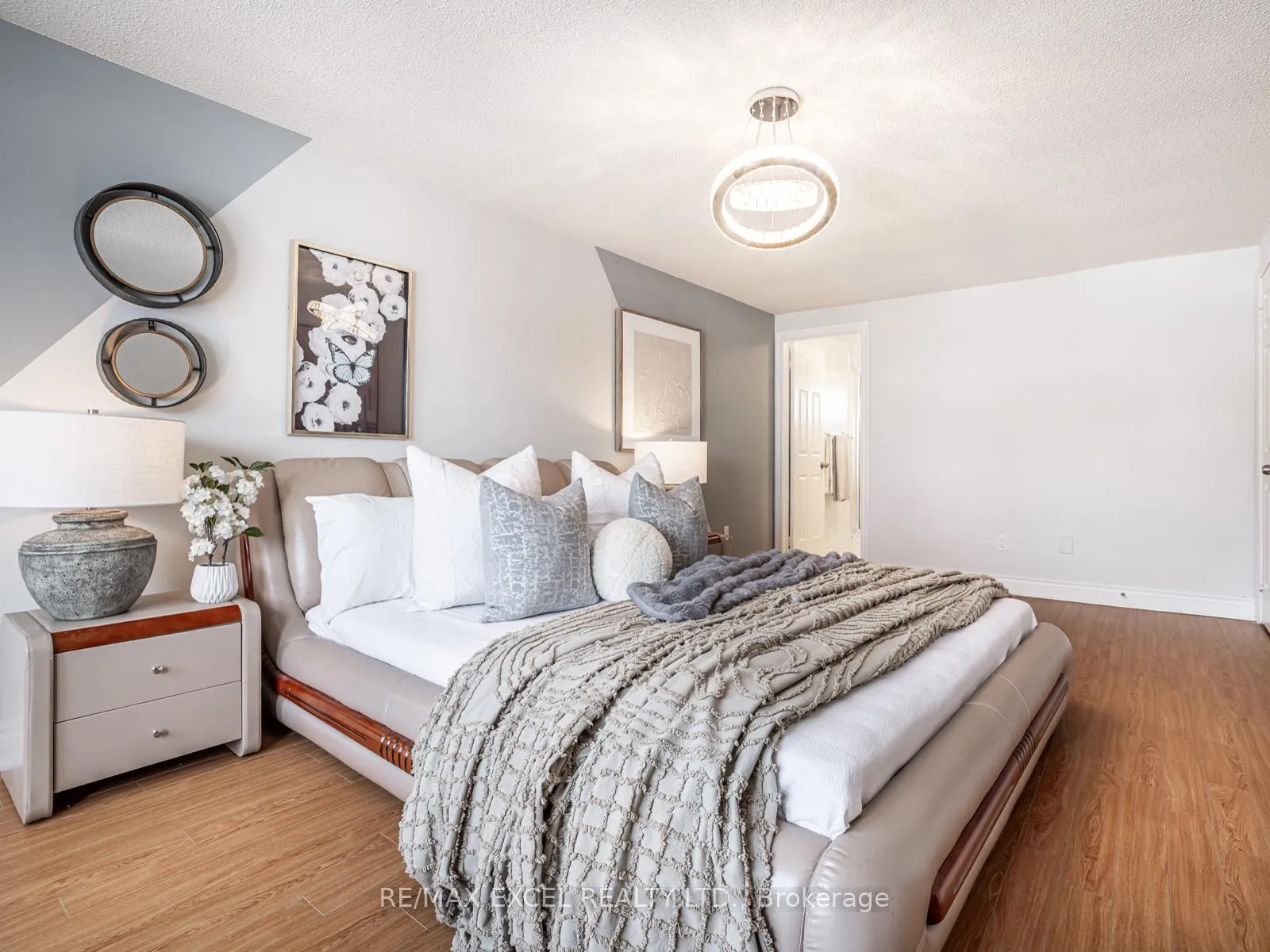 Photo 16 of 9 Shadlock Street, Markham, Middlefield — HOMEH