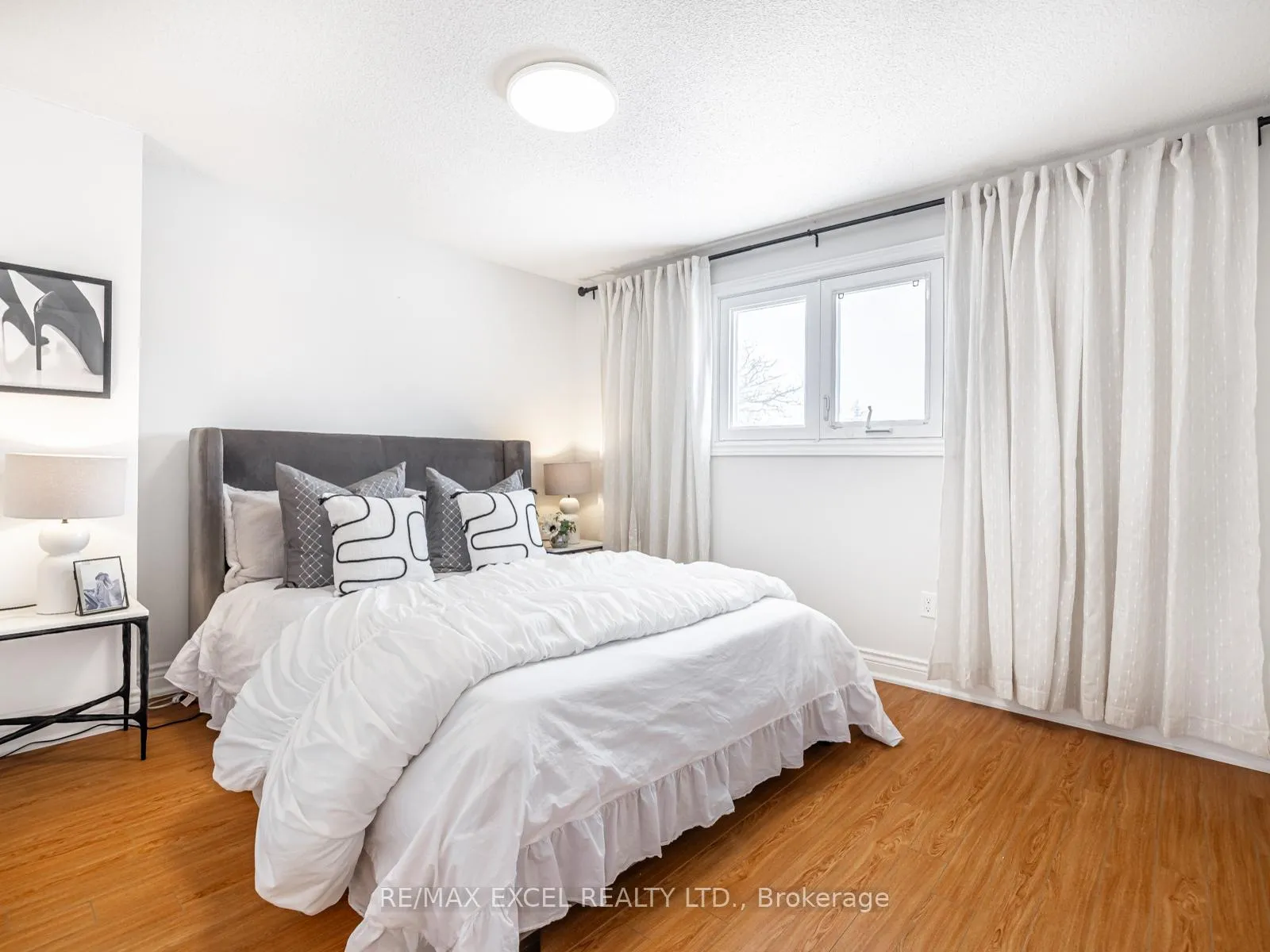 Photo 18 of 9 Shadlock Street, Markham, Middlefield — HOMEH