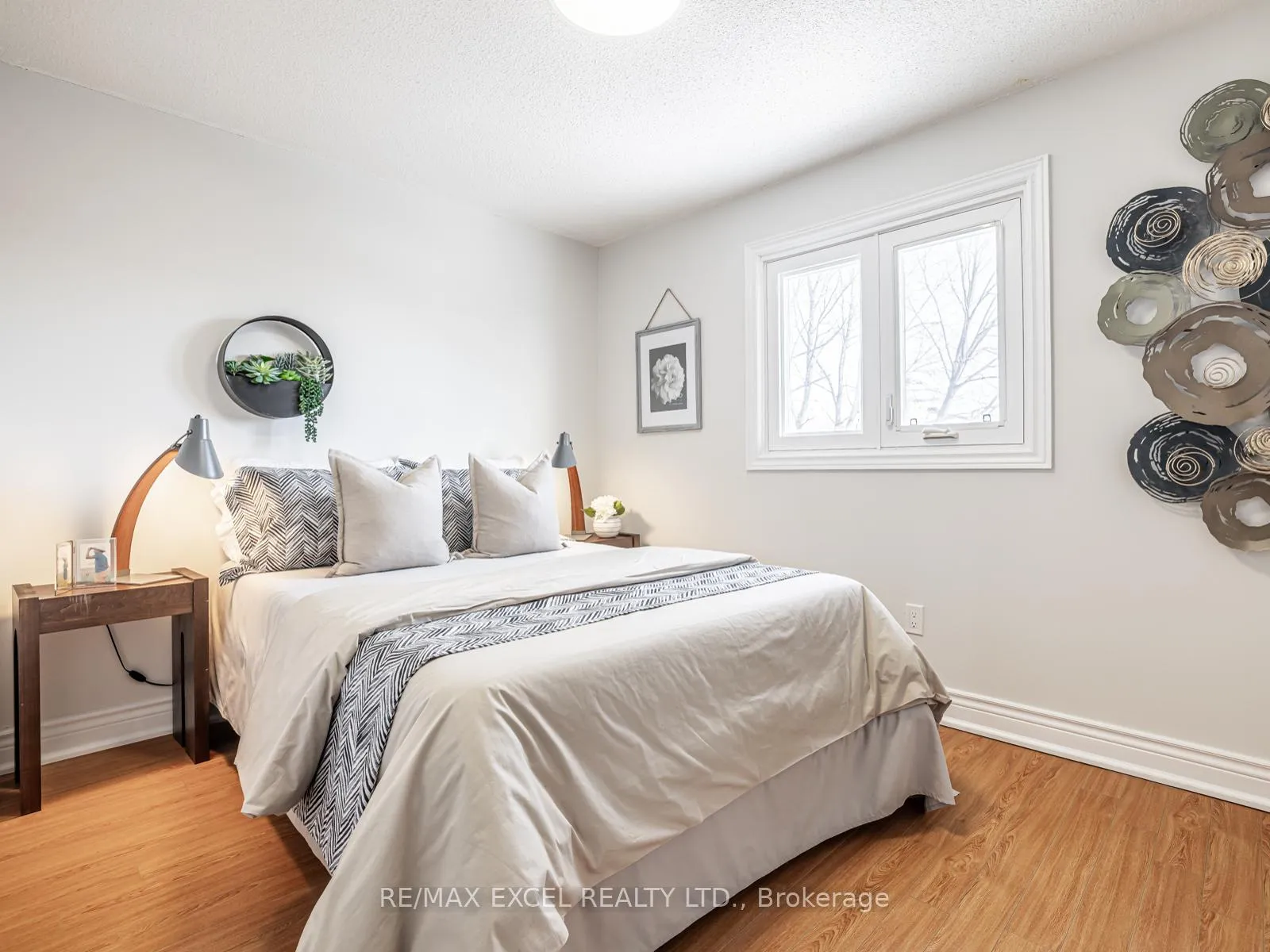 Photo 21 of 9 Shadlock Street, Markham, Middlefield — HOMEH