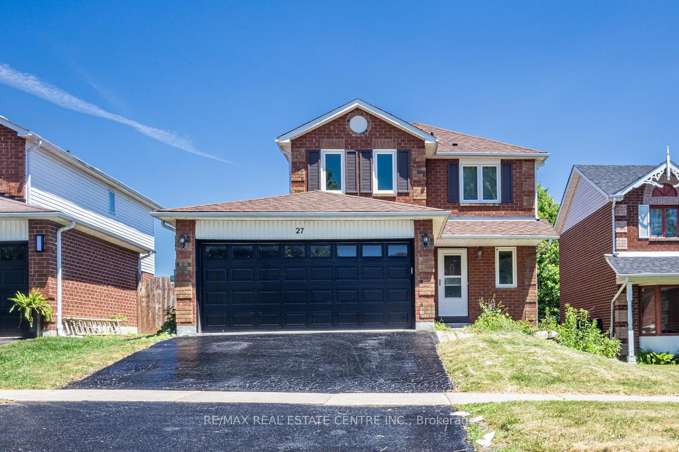 Photo 2 of 27 Rickaby Street, Clarington, Bowmanville — HOMEH