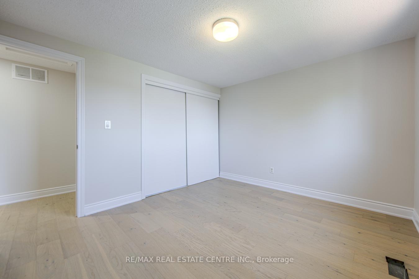 Photo 28 of 27 Rickaby Street, Clarington, Bowmanville — HOMEH