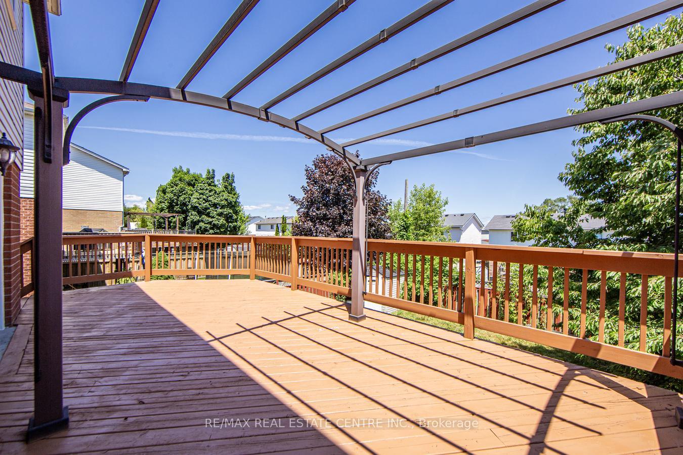 Photo 37 of 27 Rickaby Street, Clarington, Bowmanville — HOMEH