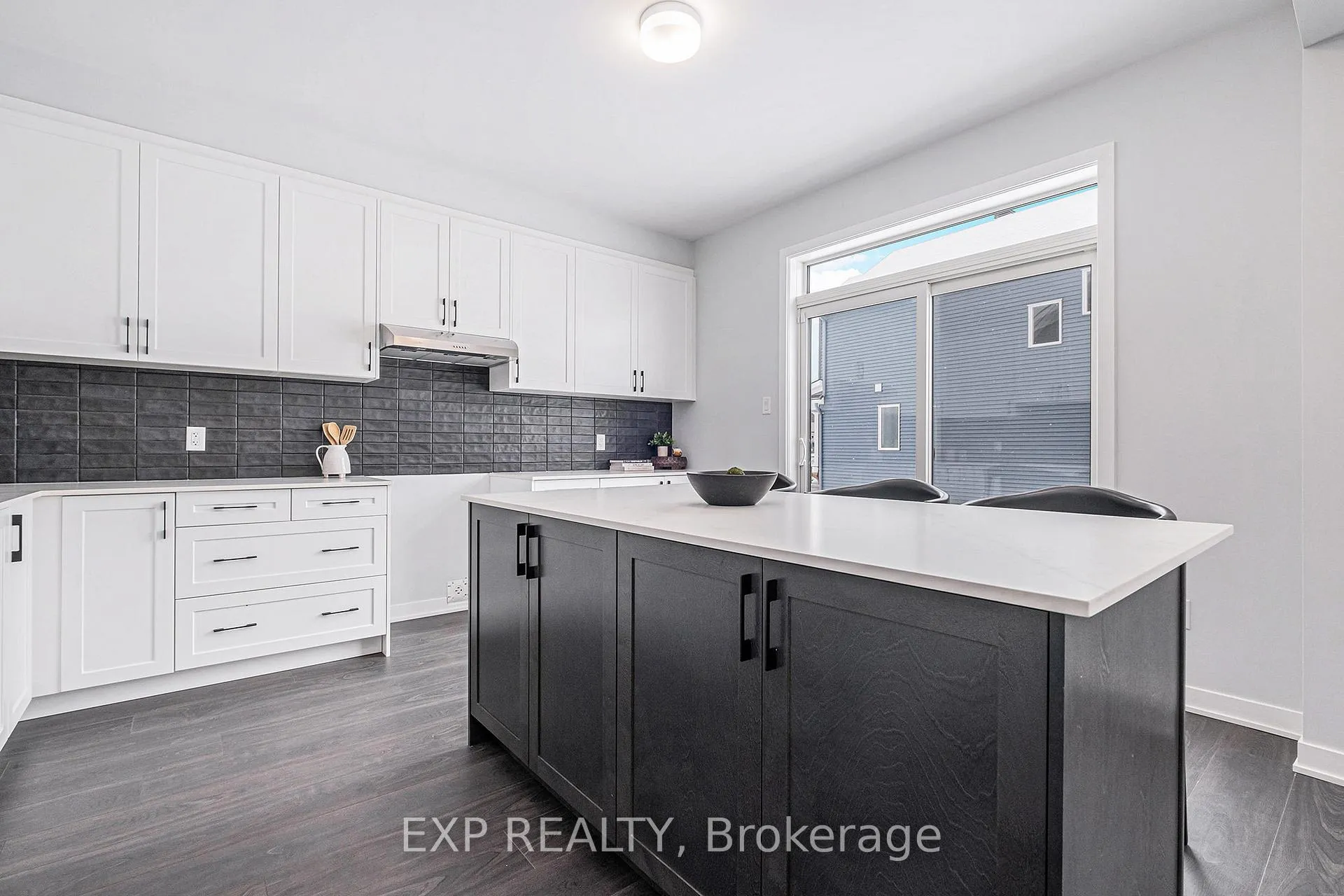 Photo 8 of 1040 De Pencier Drive, North Grenville, North Grenville Twp (Kemptville South) — HOMEH