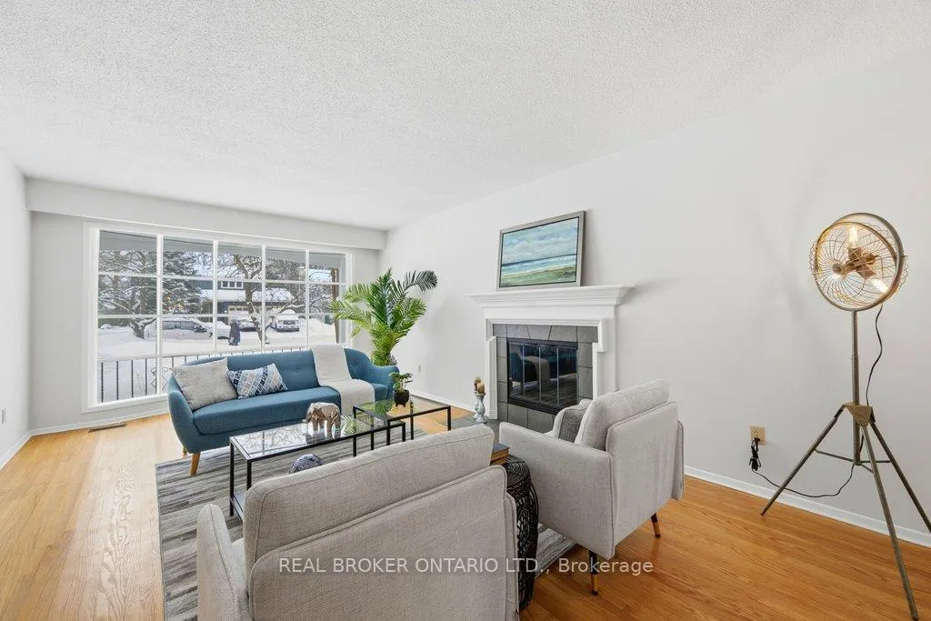 Photo 7 of 20 Westpark Drive, Ottawa, Blackburn Hamlet — HOMEH
