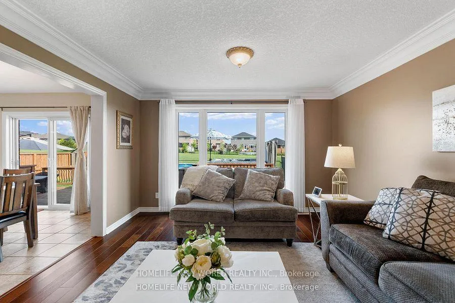 Photo 12 of 24 Kipling Drive, Belleville, Thurlow Ward — HOMEH